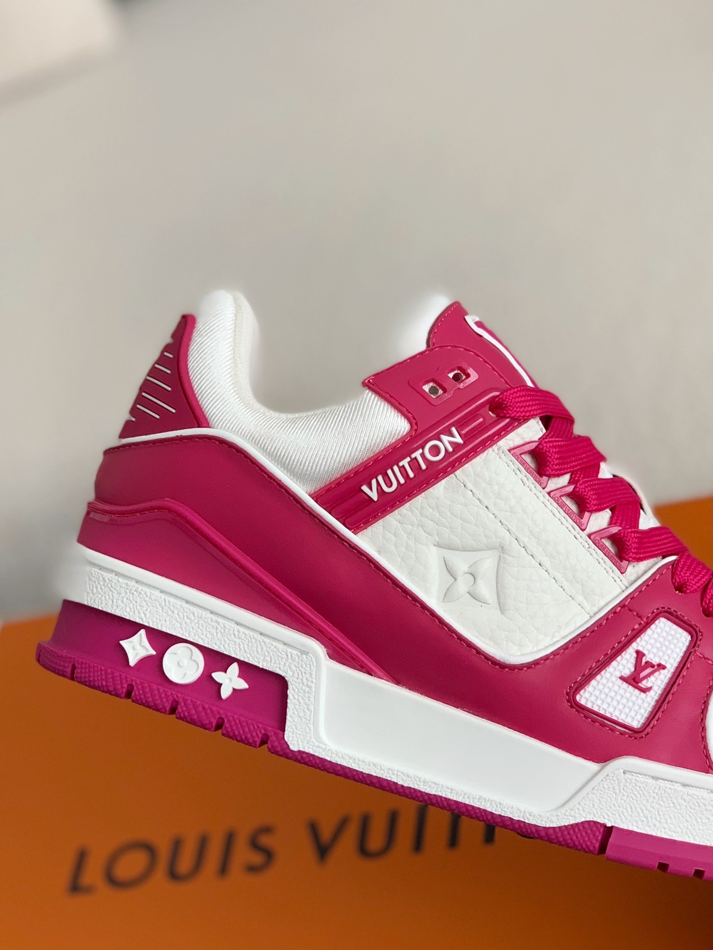 「#648」LOUIS VUITTON TRAINER Sneakers