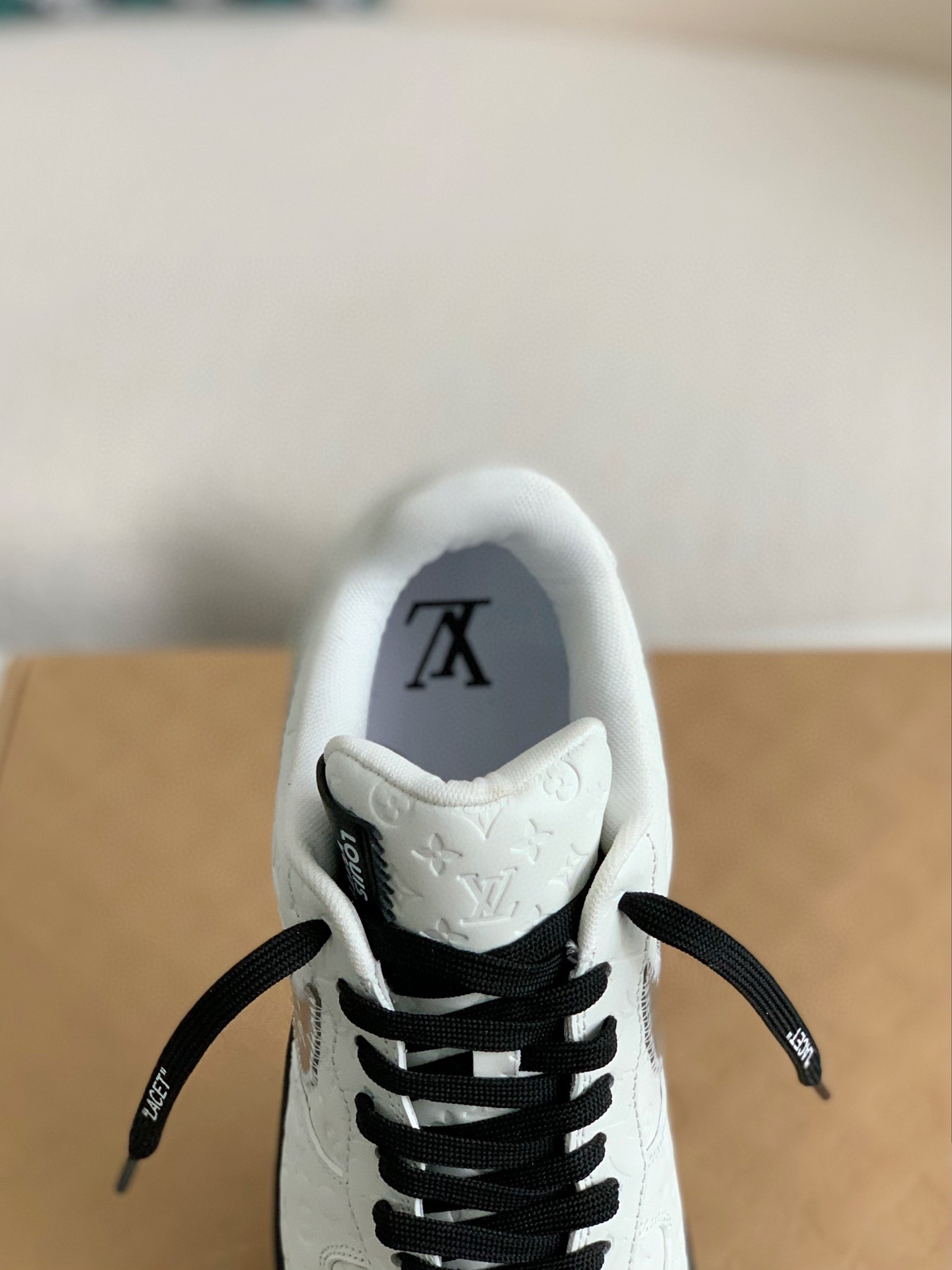 LOUIS VUITTON × NIKE AIR FORCE 1 SNEAKER