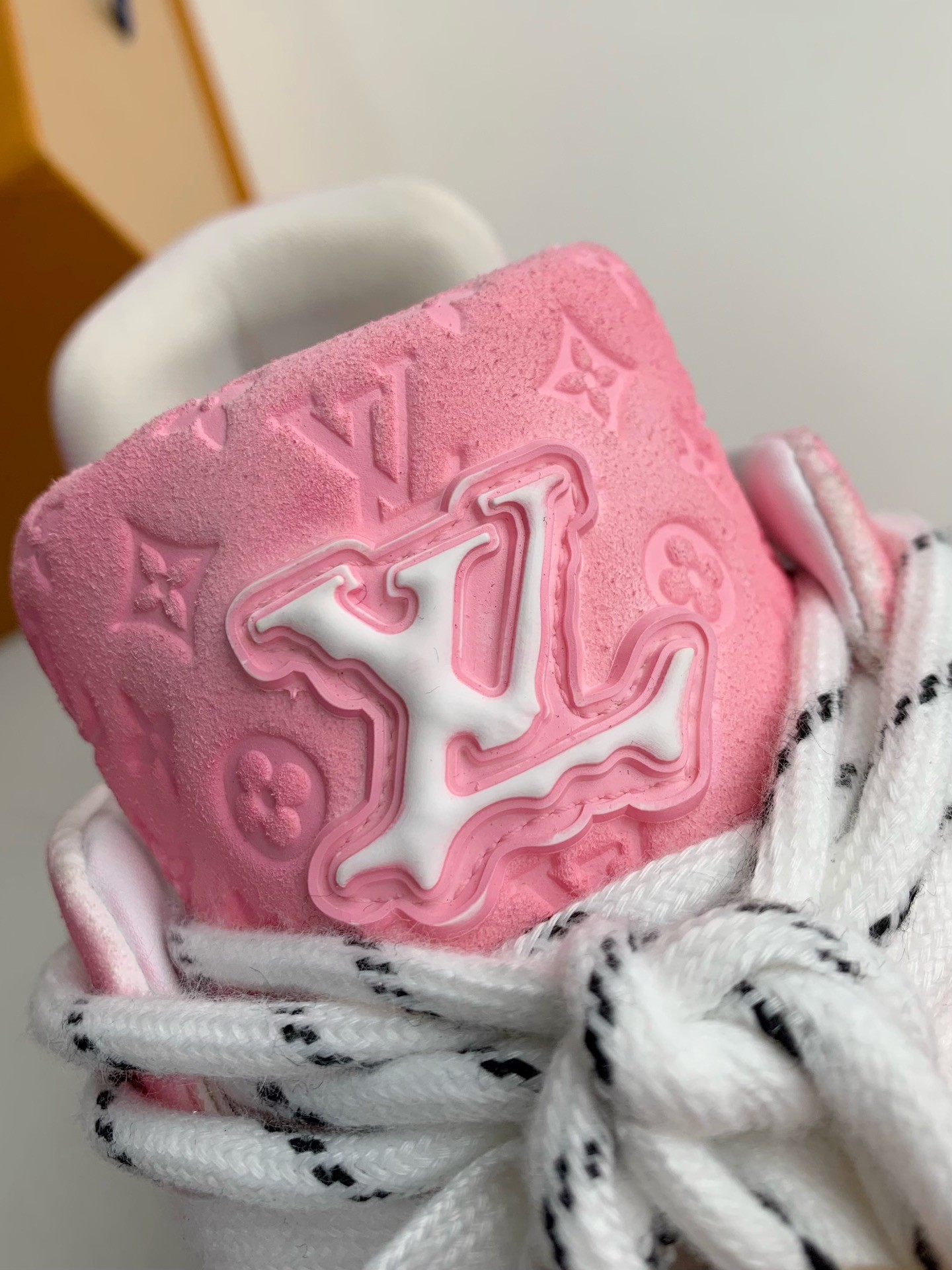 「#3565」 LOUIS VUITTON TRAINER SNEAKERS