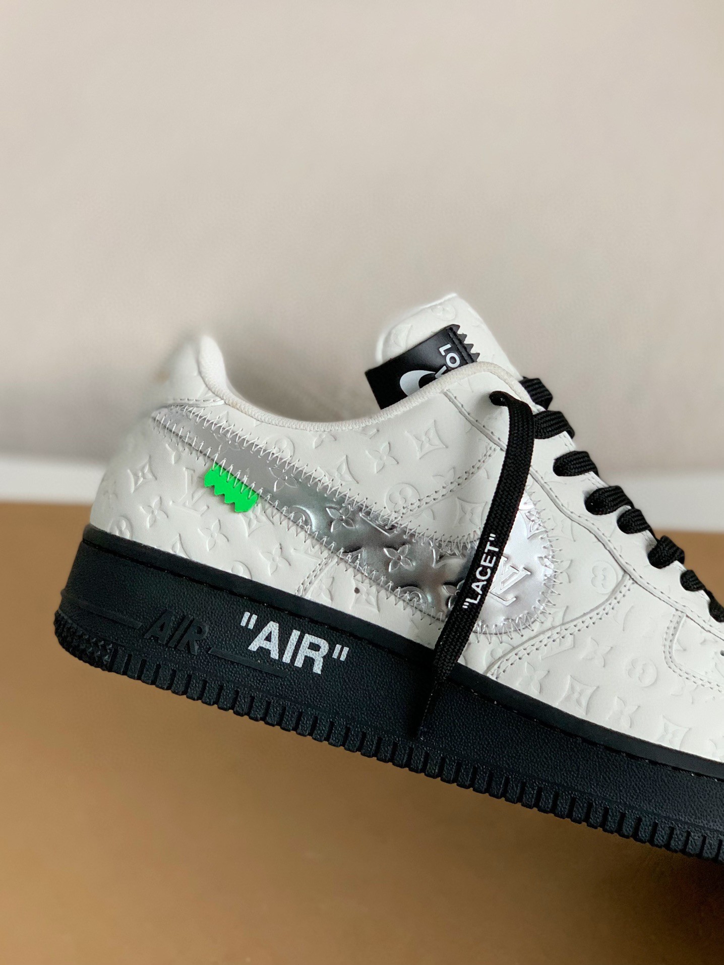 LOUIS VUITTON × NIKE AIR FORCE 1 SNEAKER