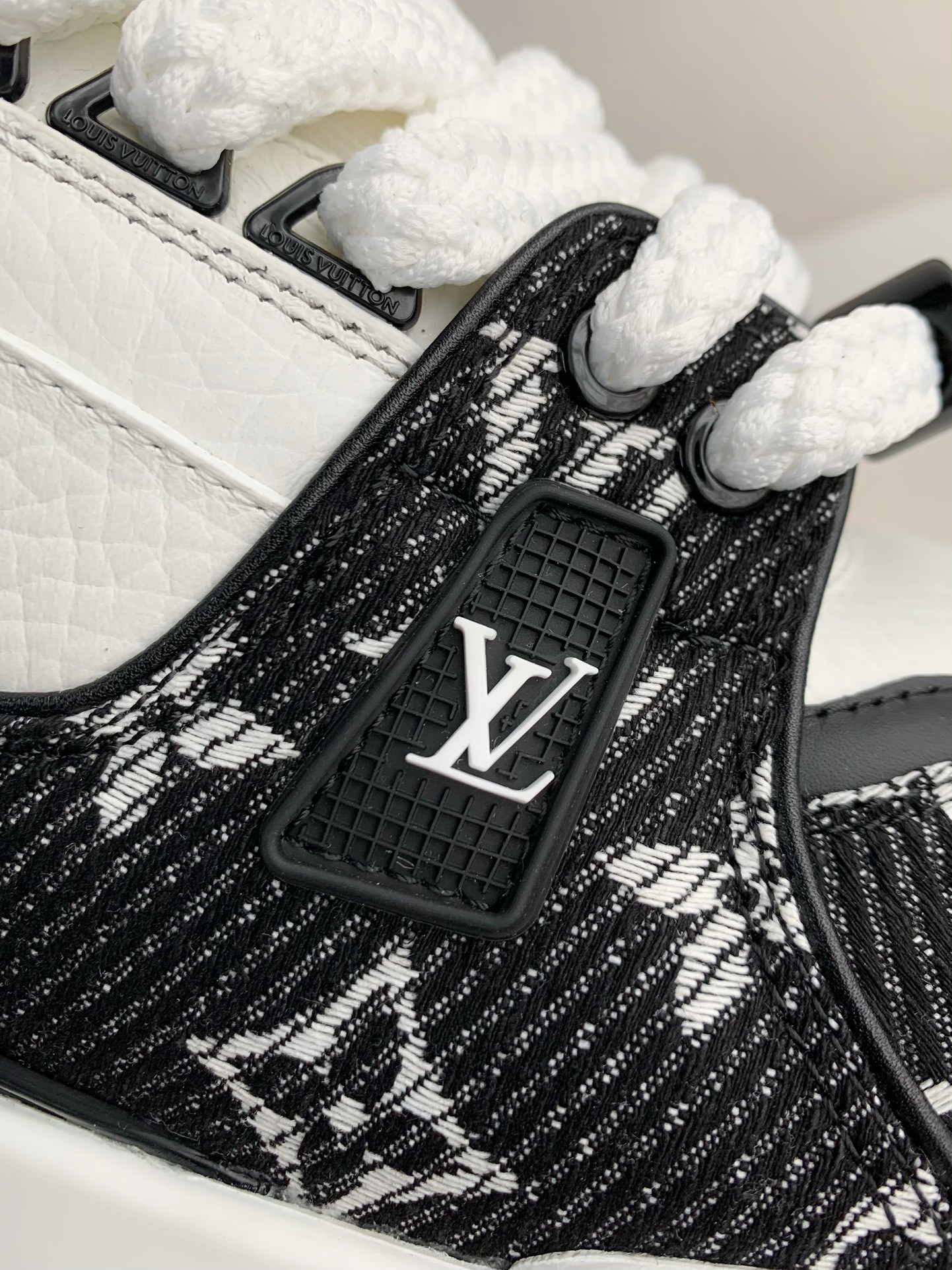 「#3357」LOUIS VUITTON  TRAINER 2023Show style Sneakers