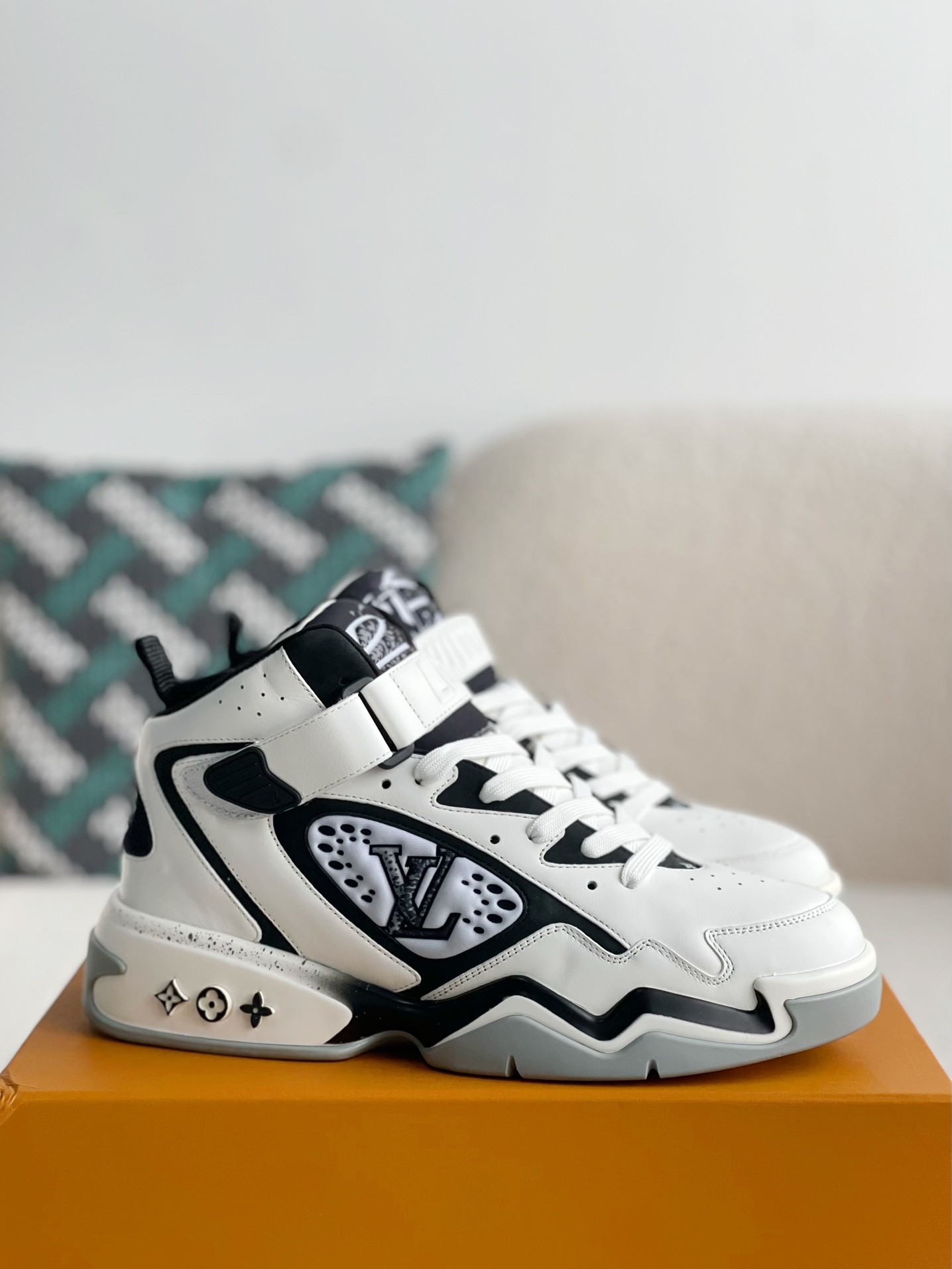 「#3113」LOUIS VUITTON Trainer  Adjustable Mode Paste Sports Casual Shoes