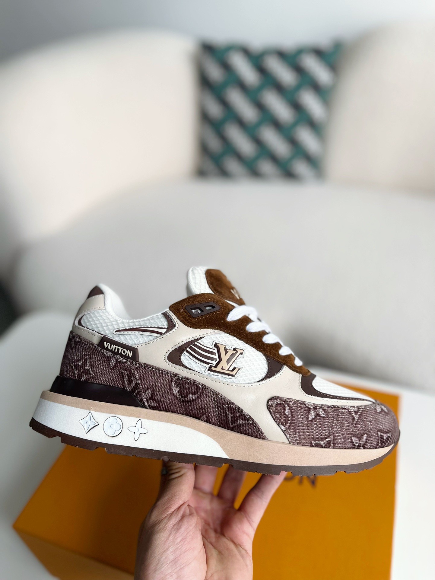 「#3260」LOUIS VUITTON Low-top running shoes