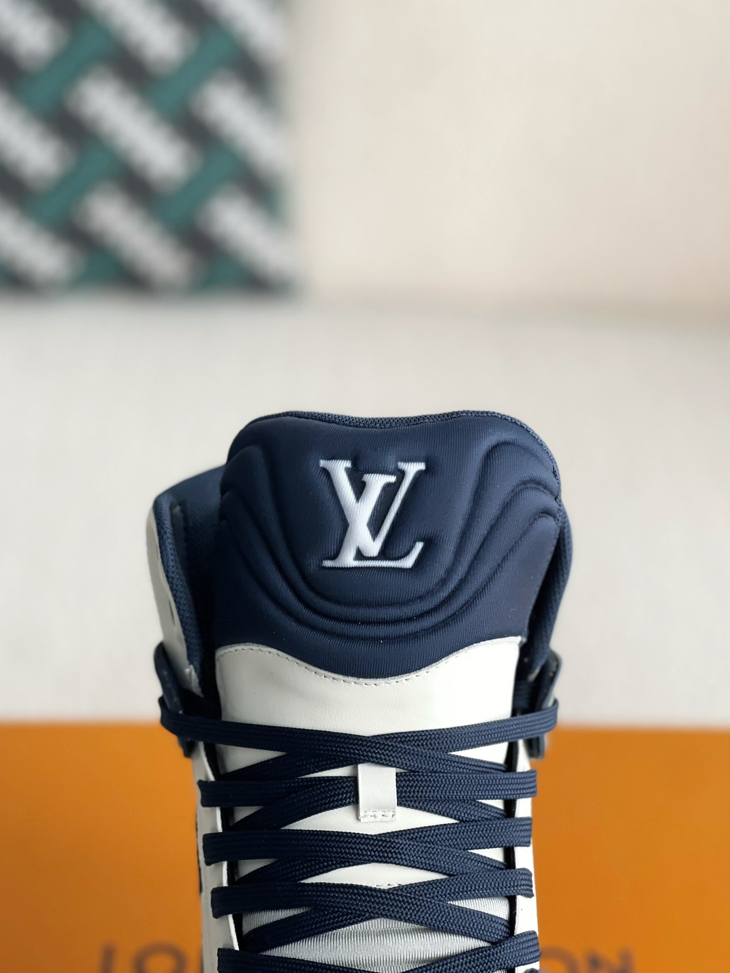 「#3197」LOUIS VUITTON TRAINER SNEAKERS