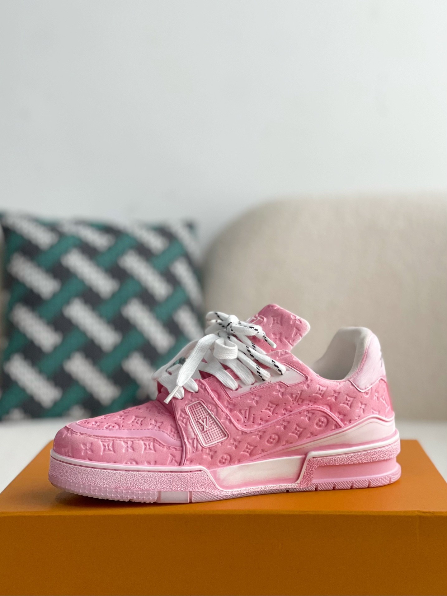 「#3565」 LOUIS VUITTON TRAINER SNEAKERS