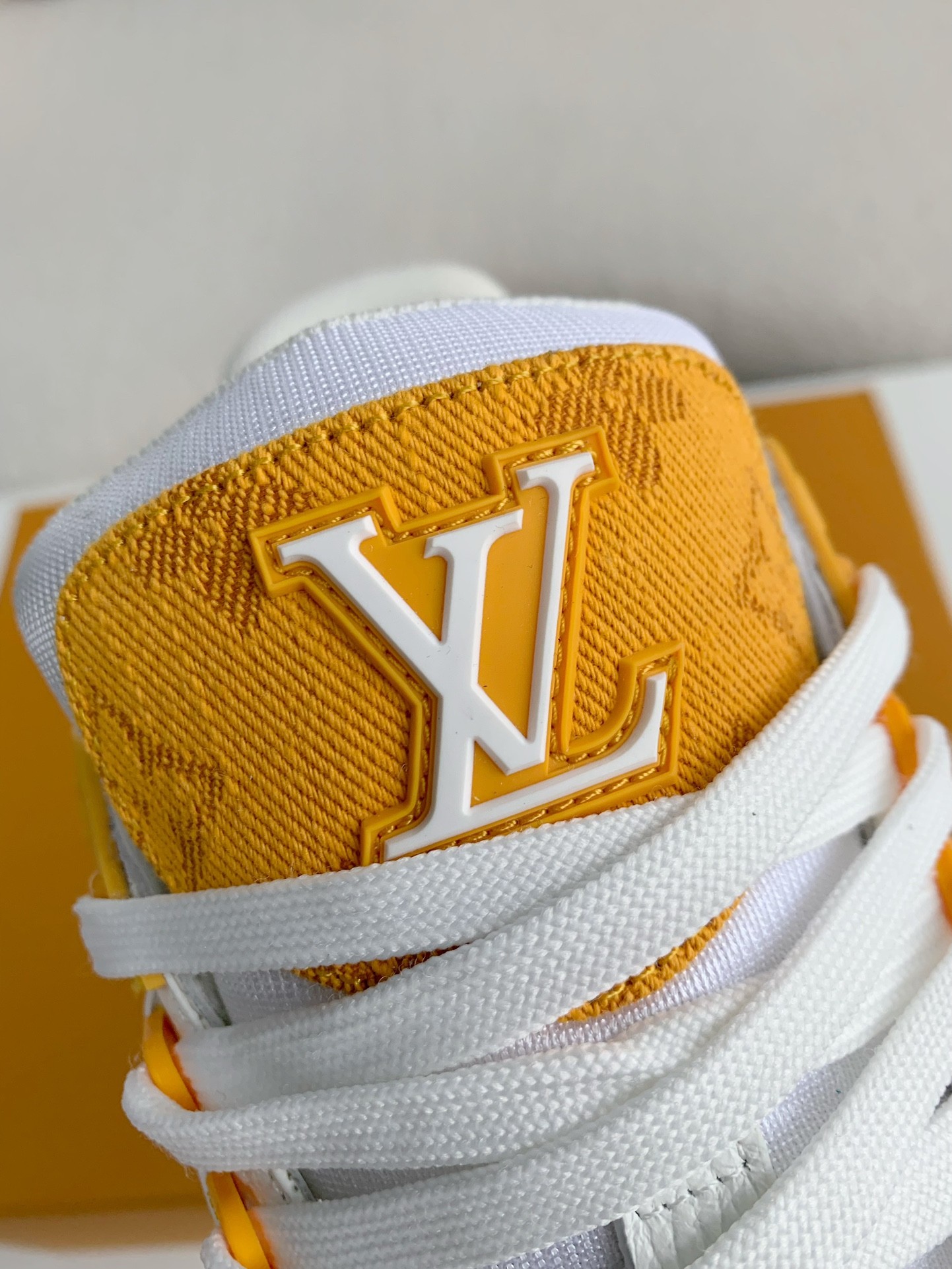 「#313」LOUIS VUITTON TRAINER 1A8FN8 Sneakers