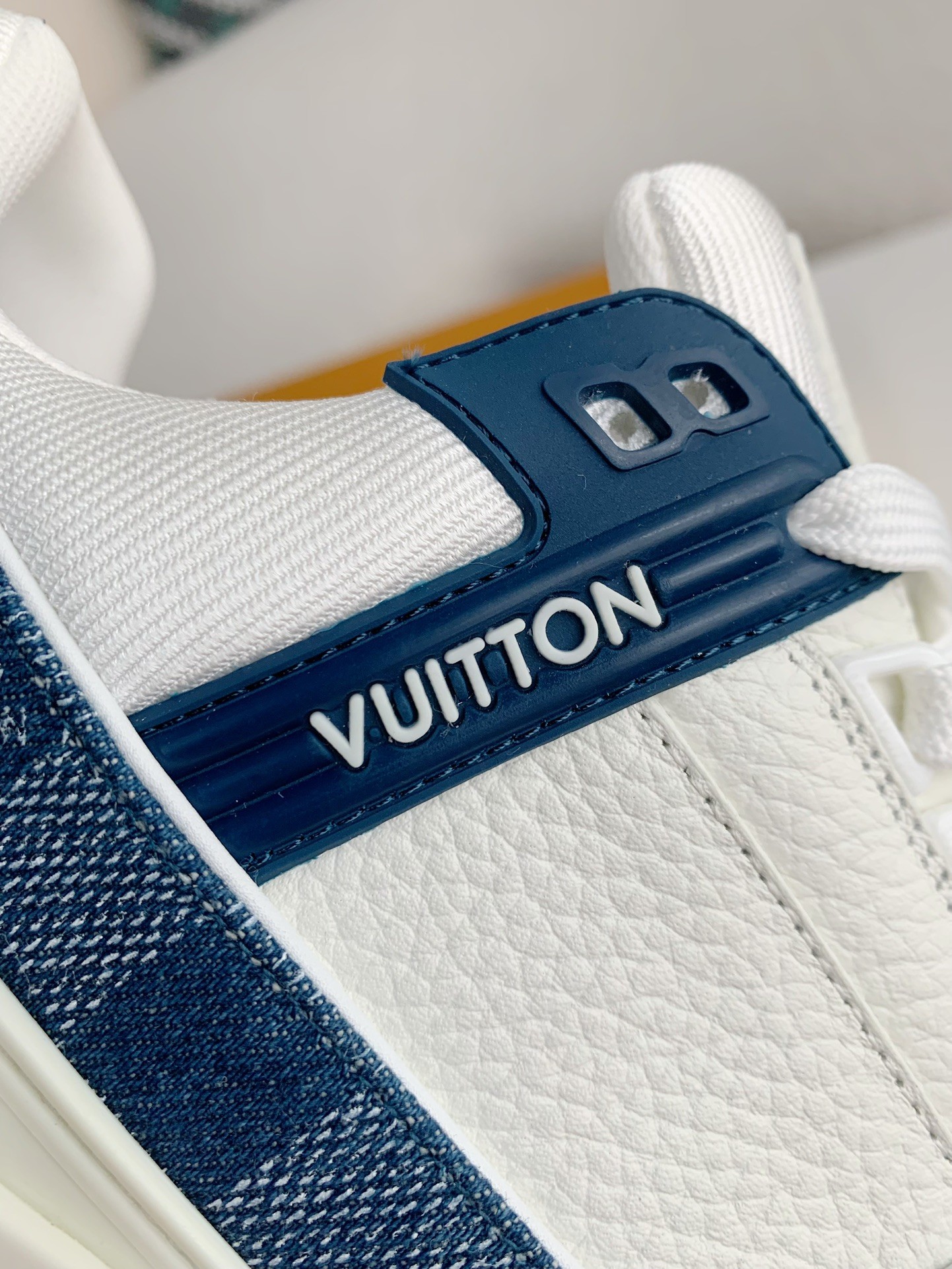 「#2988」LOUIS VUITTON SNEAKERS