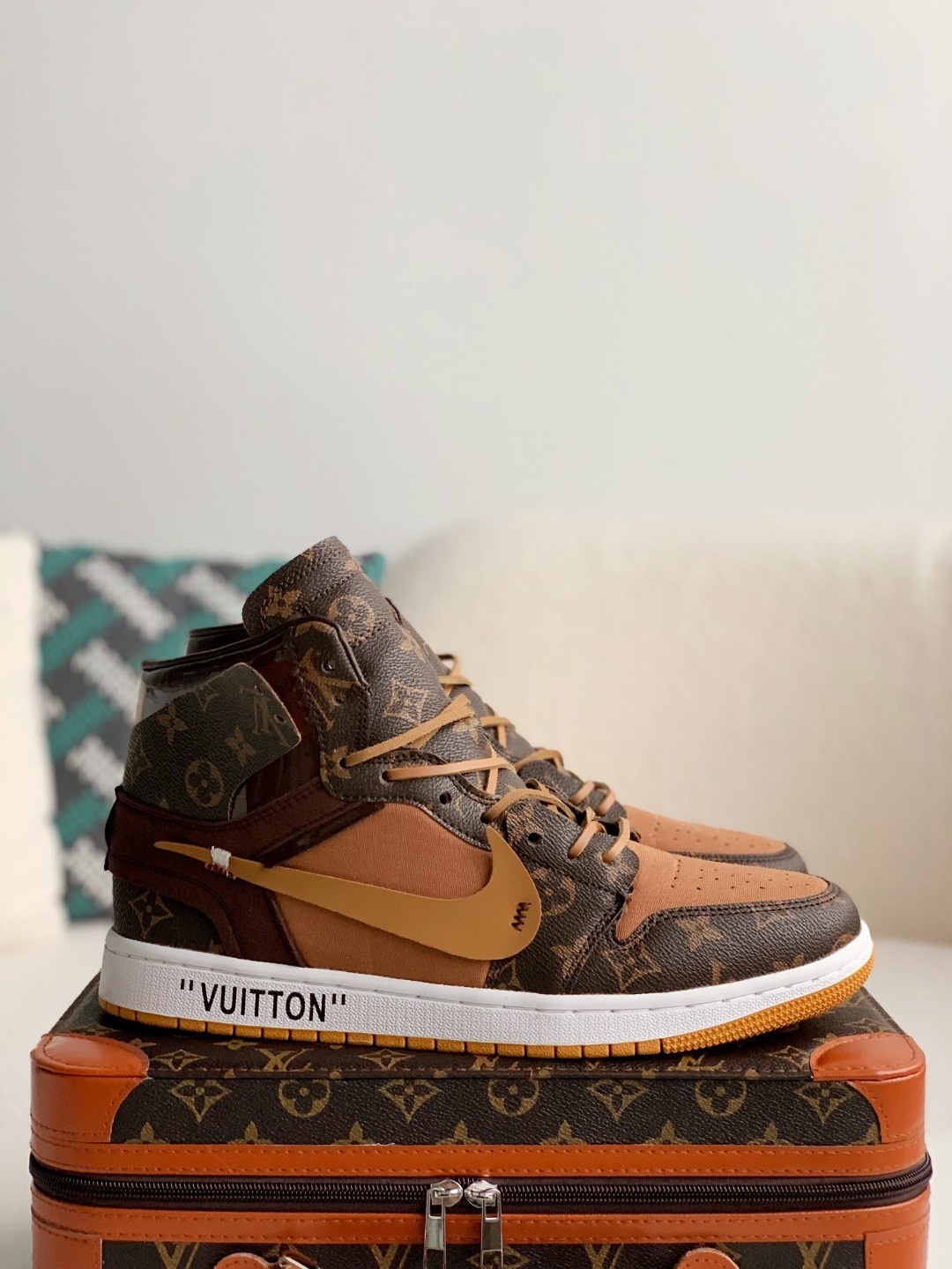 「#2073」LOUIS VUITTON × NIKE AIR FORCE 1 Sneaker High-tops