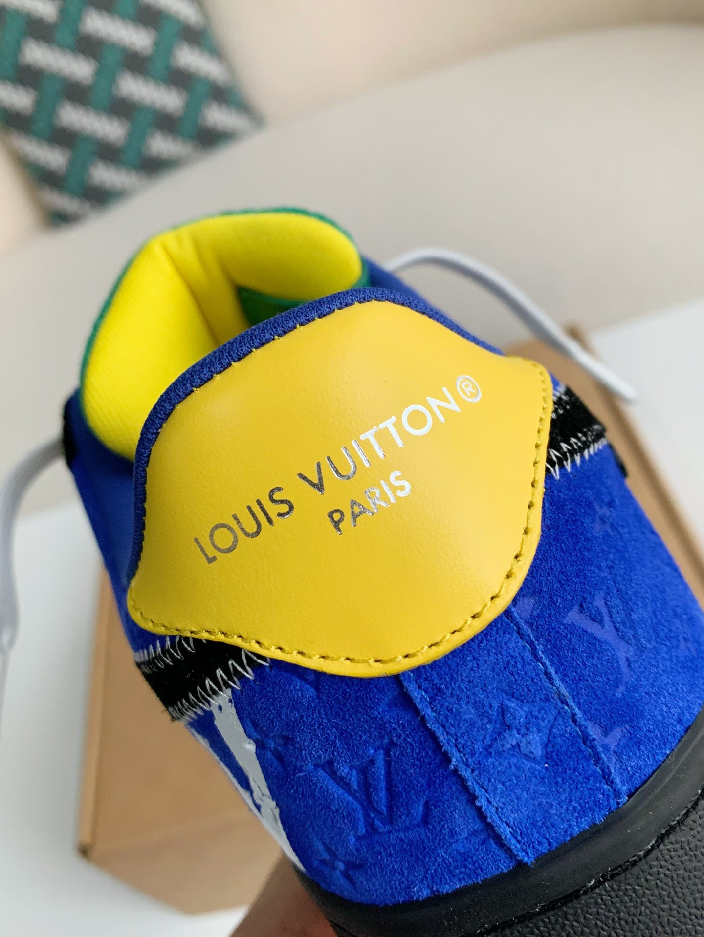 LOUIS VUITTON × NIKE AIR FORCE 1 Sneaker