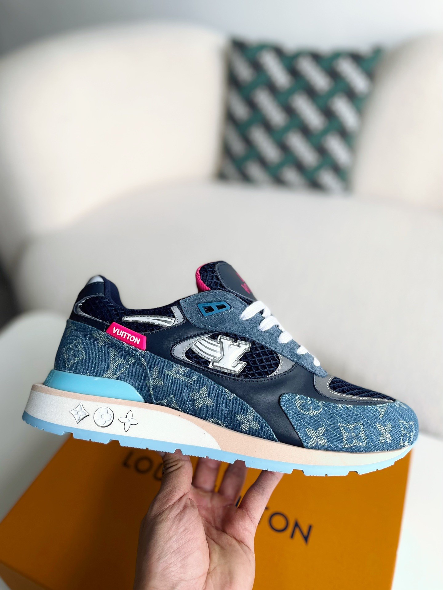 「#3259」LOUIS VUITTON Low-top running shoes