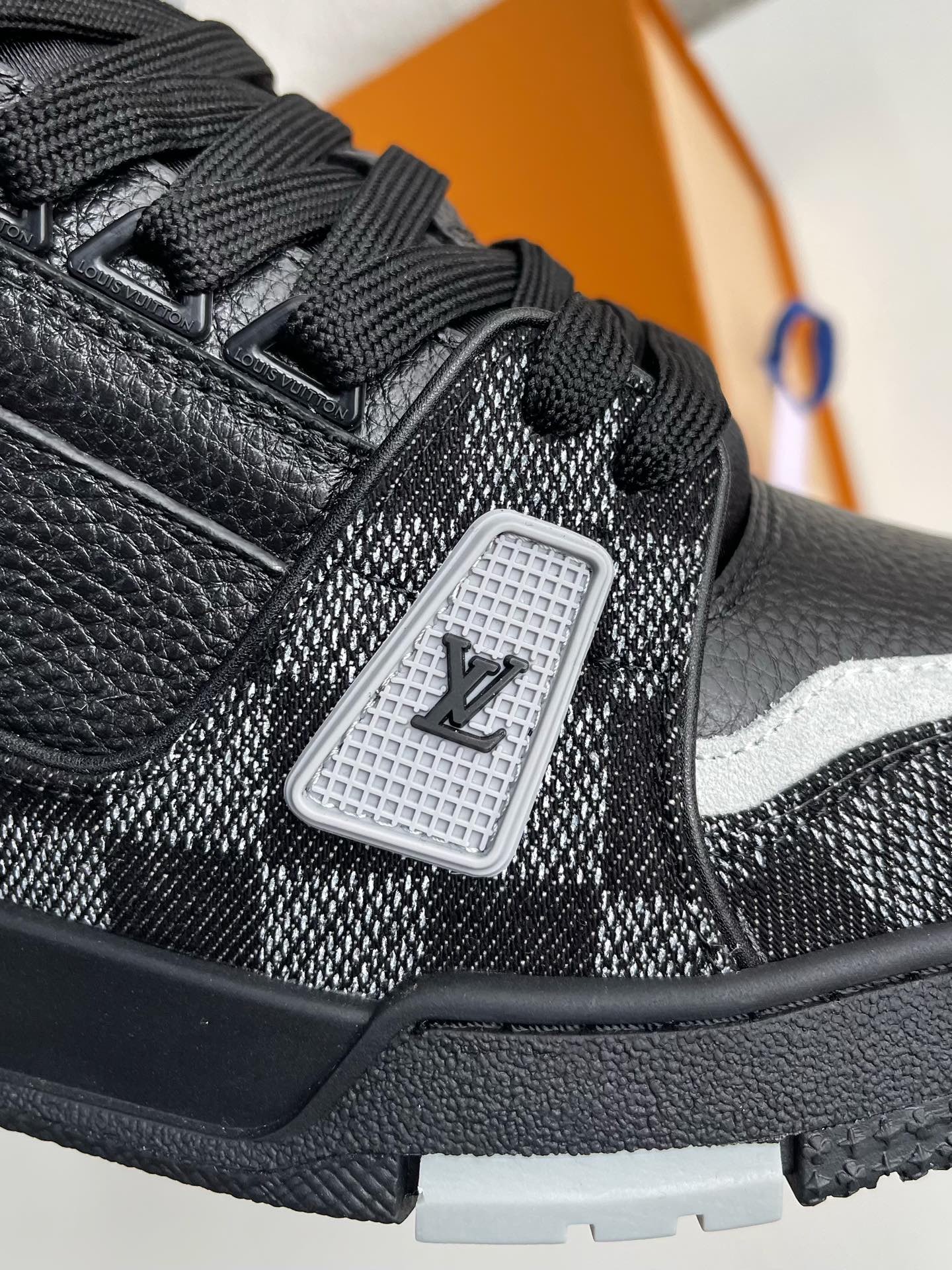 「#3078」LOUIS VUITTON SNEAKERS