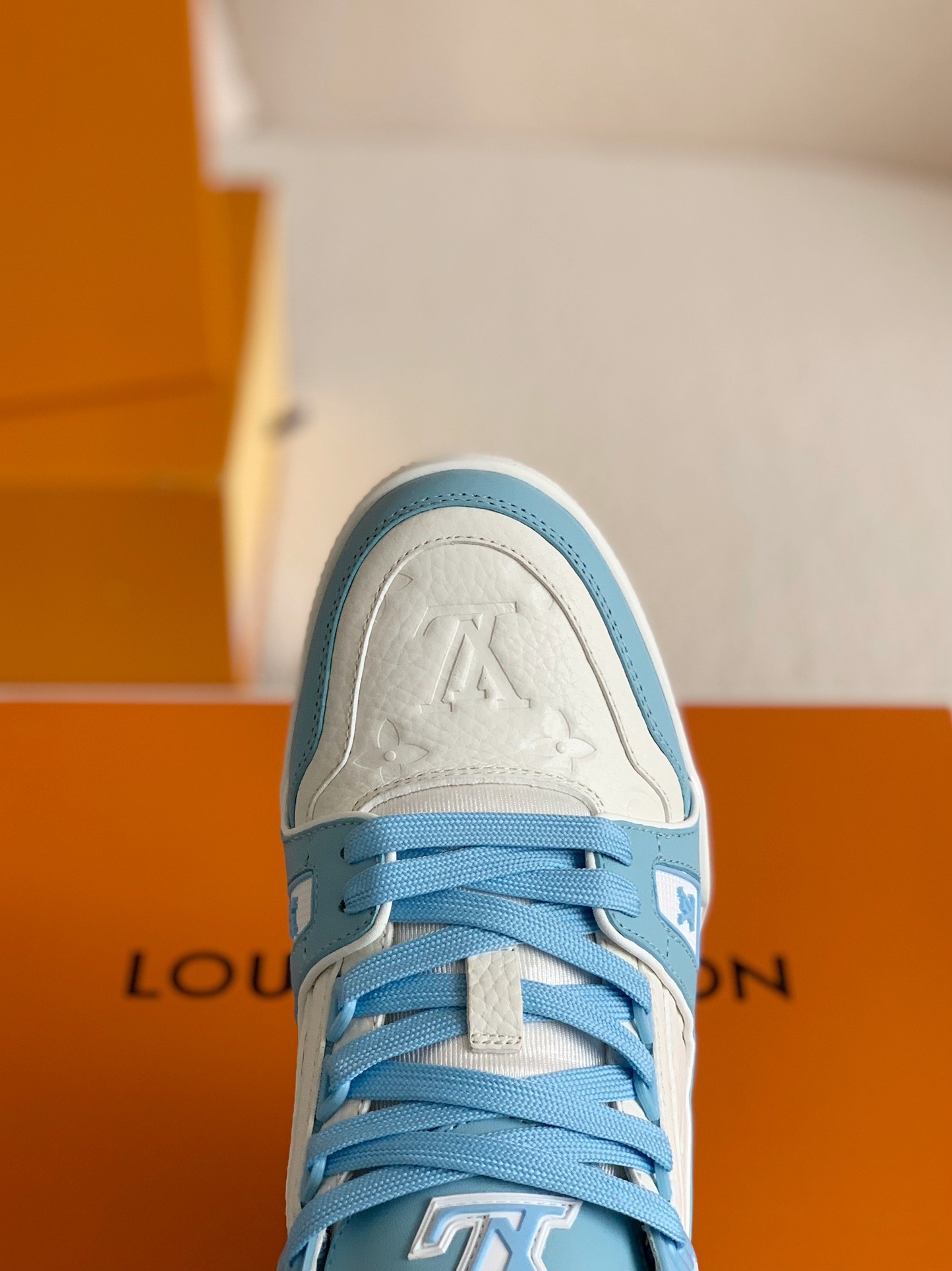 「#647」LOUIS VUITTON TRAINER SNEAKERS