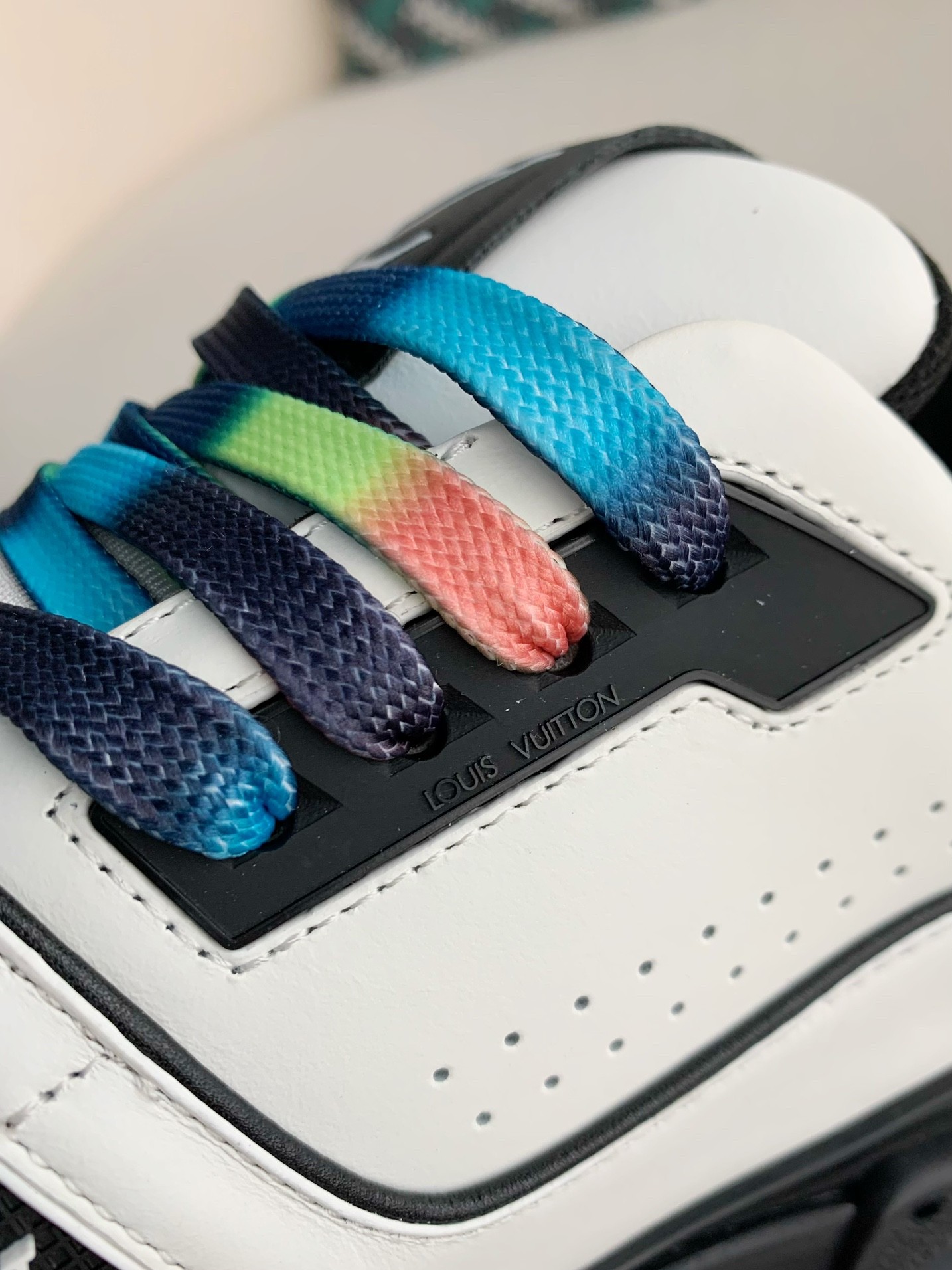「#2978」LOUIS VUITTON SNEAKERS