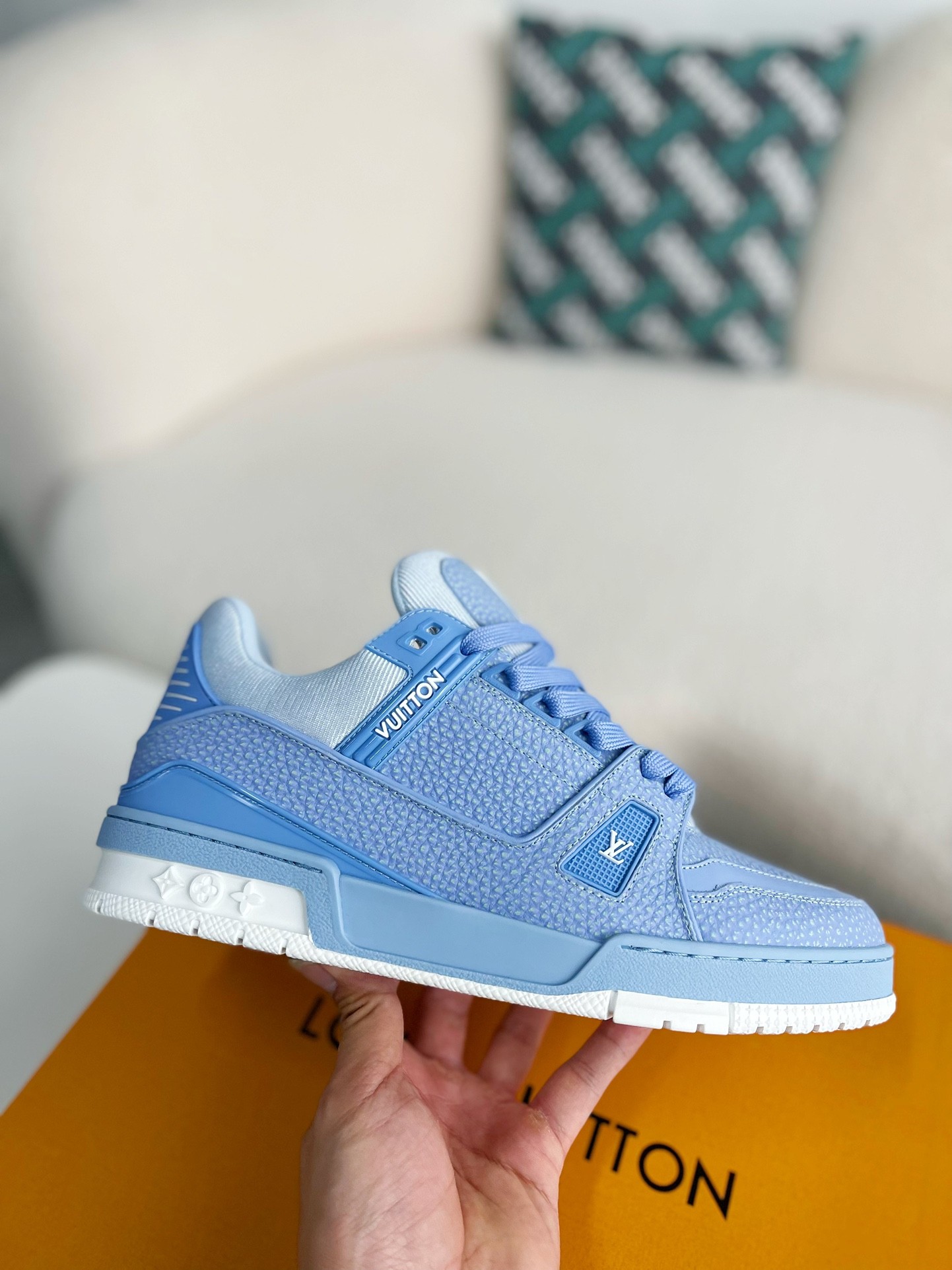 「#3038」LOUIS VUITTON SNEAKERS