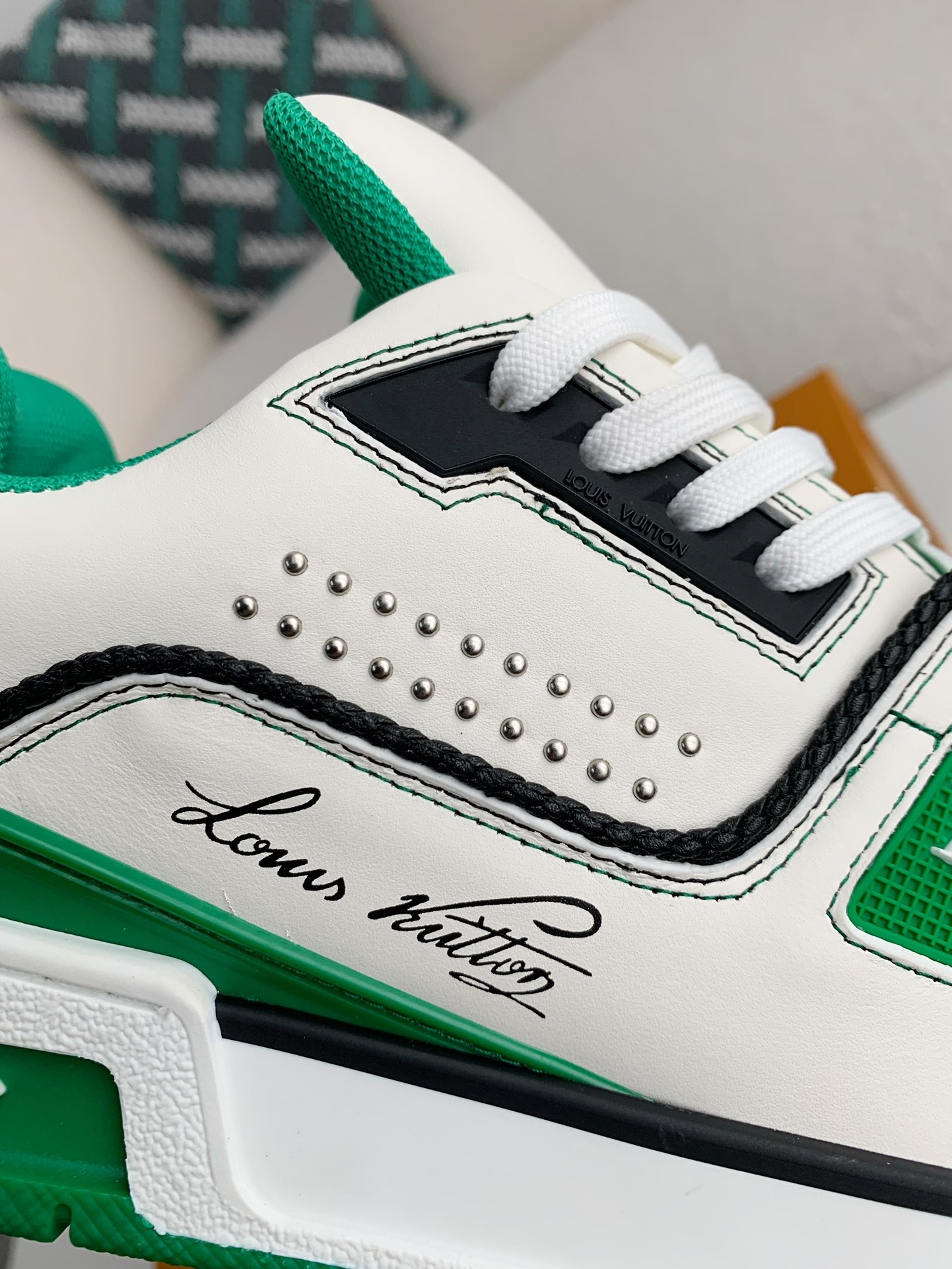 「#3312」 LOUIS VUITTON TRAINER SNEAKERS