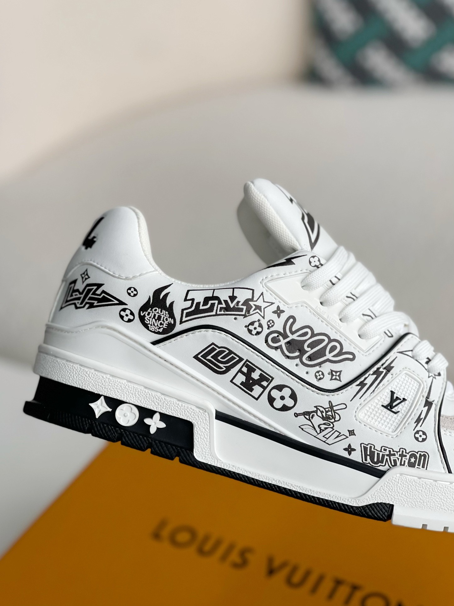 「#2968」LOUIS VUITTON SNEAKERS