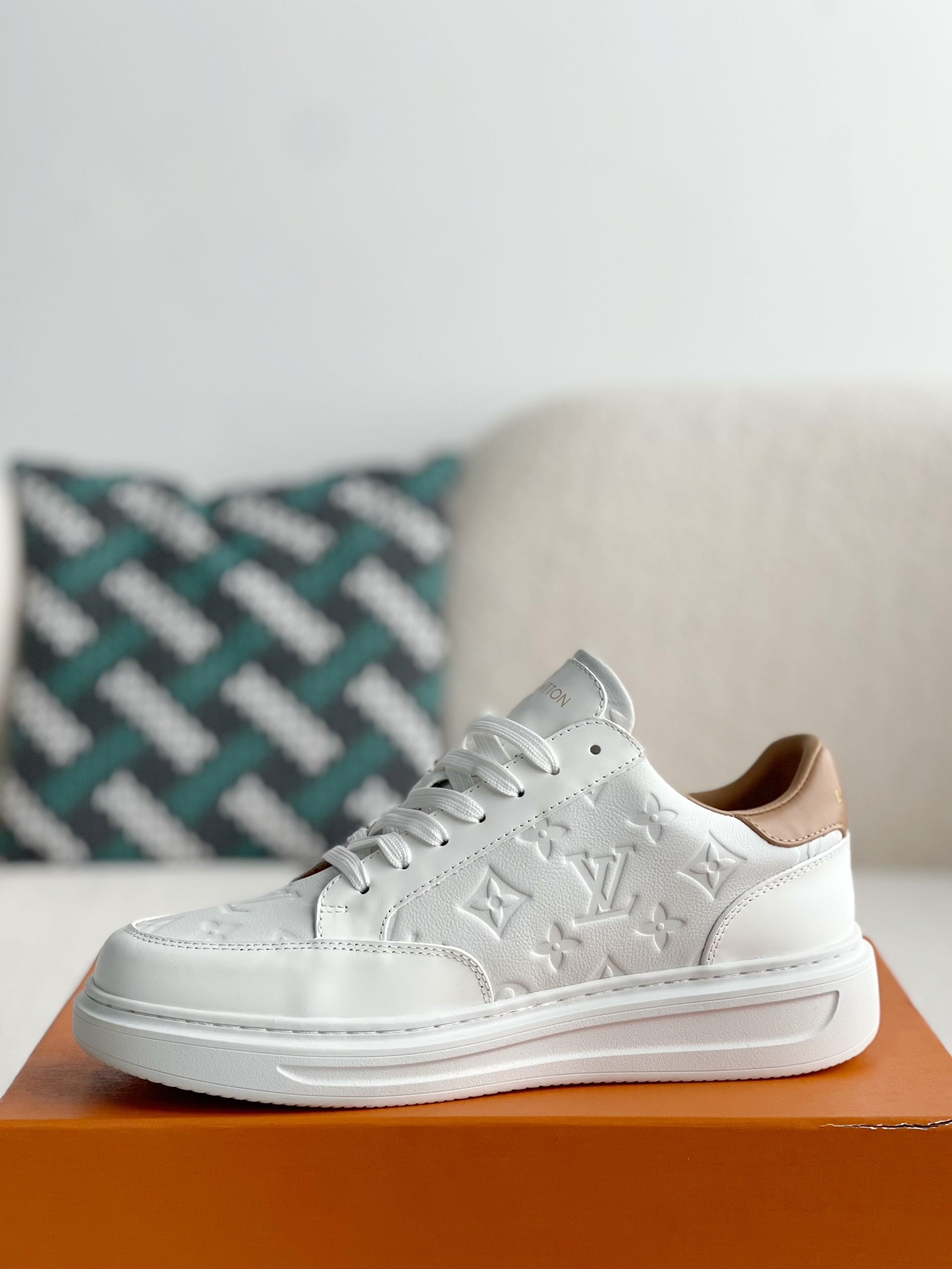 「#3168」LOUIS VUITTON SNEAKERS