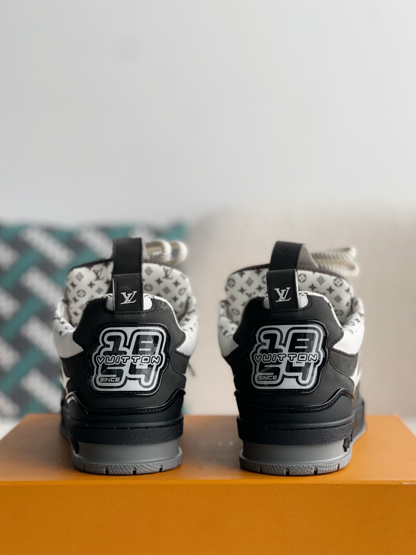 「#1978」Louis Vuitton Skate Sneakers