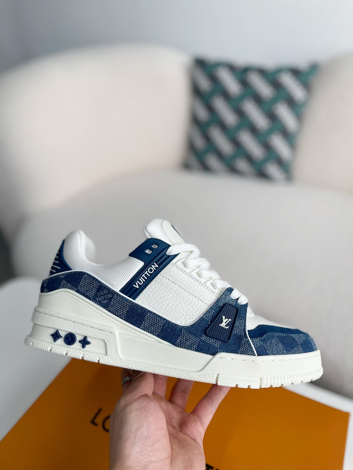 「#2988」LOUIS VUITTON SNEAKERS