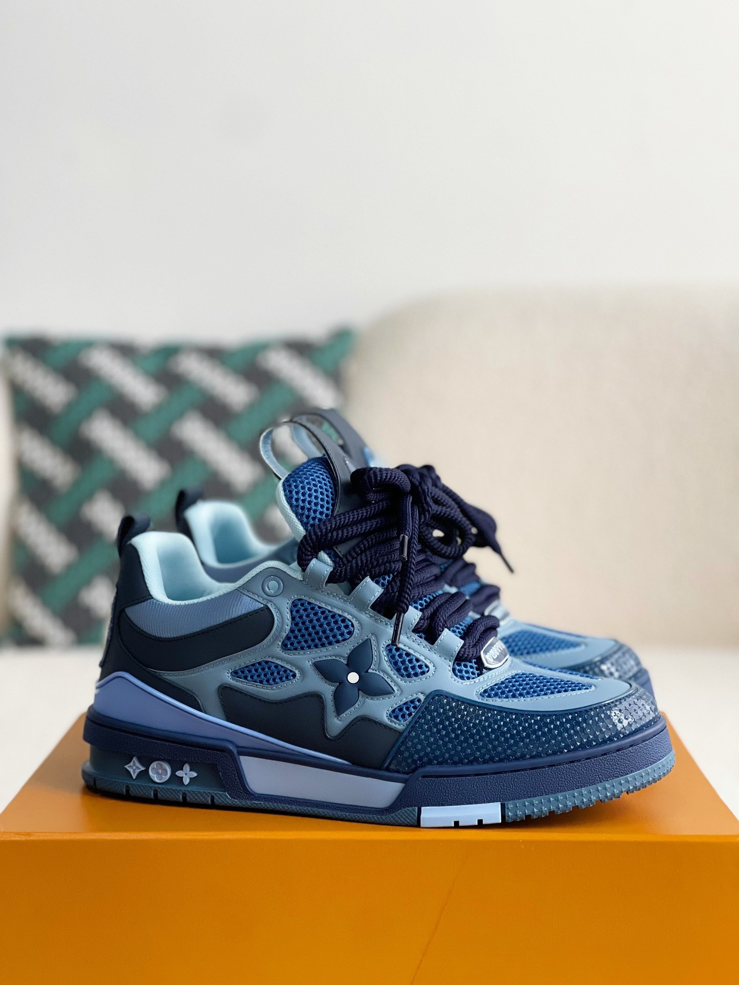 「#2996」LOUIS VUITTON SKATE SNEAKERS