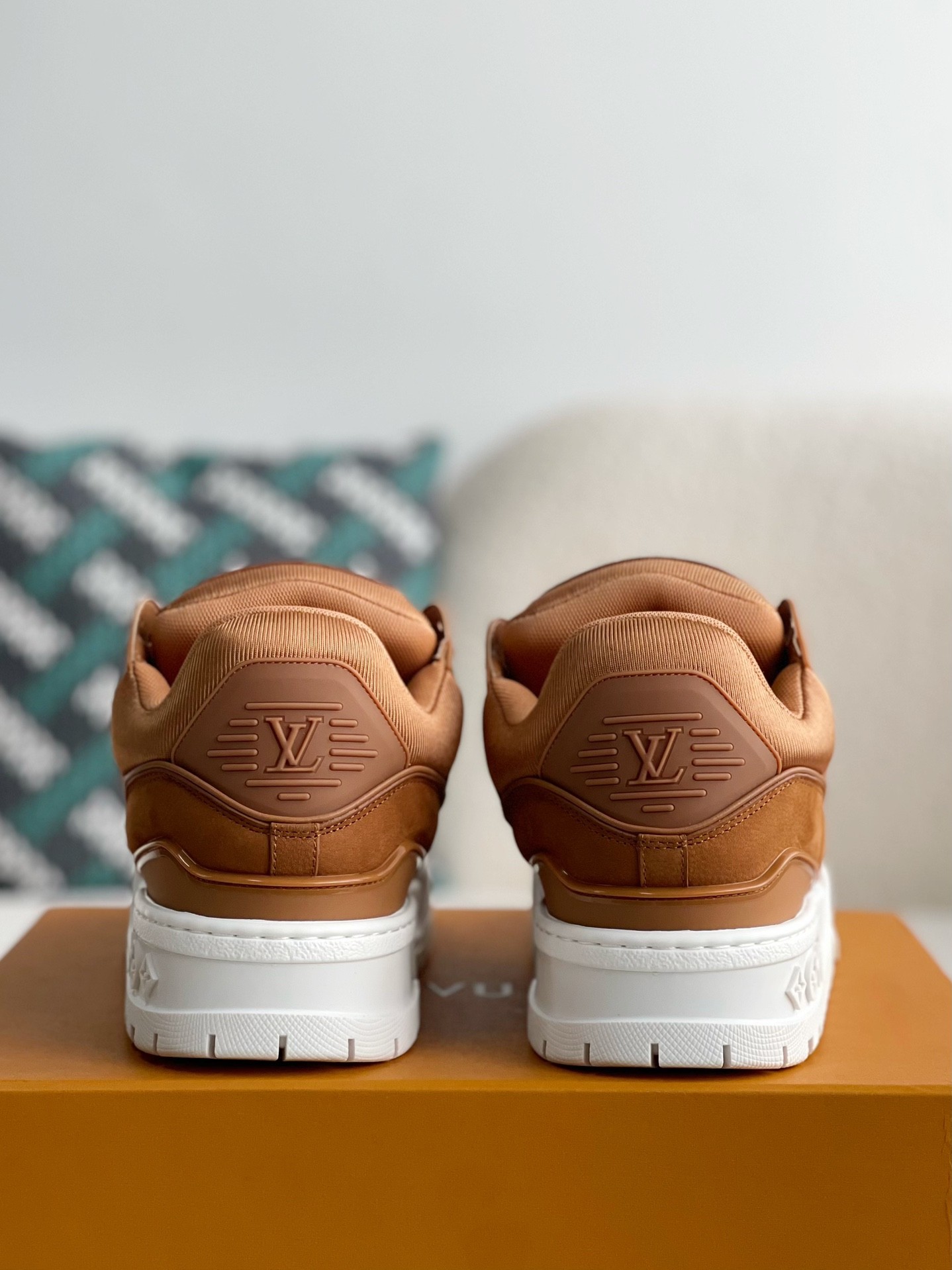 「#3050」LOUIS VUITTON SNEAKERS