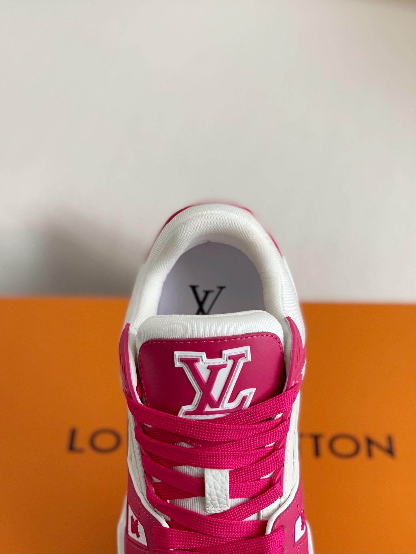 「#648」LOUIS VUITTON TRAINER Sneakers
