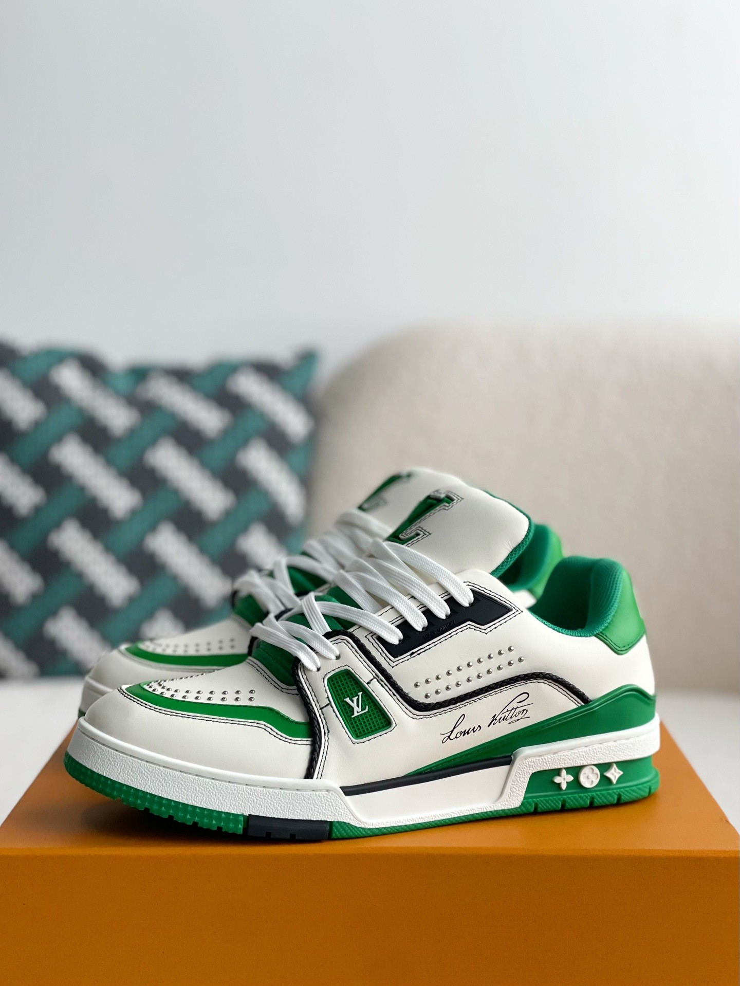 「#3312」 LOUIS VUITTON TRAINER SNEAKERS