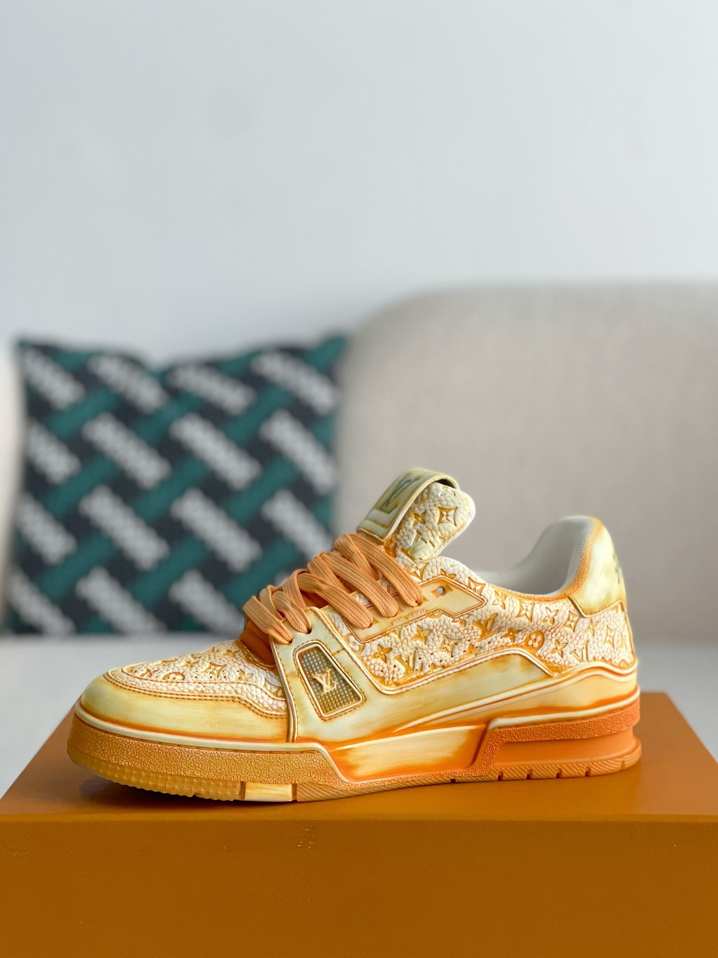 「#3173」LOUIS VUITTON SNEAKERS