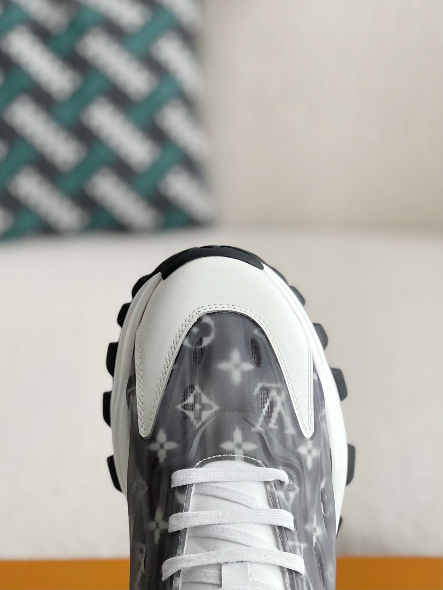 「#3690」LOUIS VUITTON CASUAL SNEAKERS