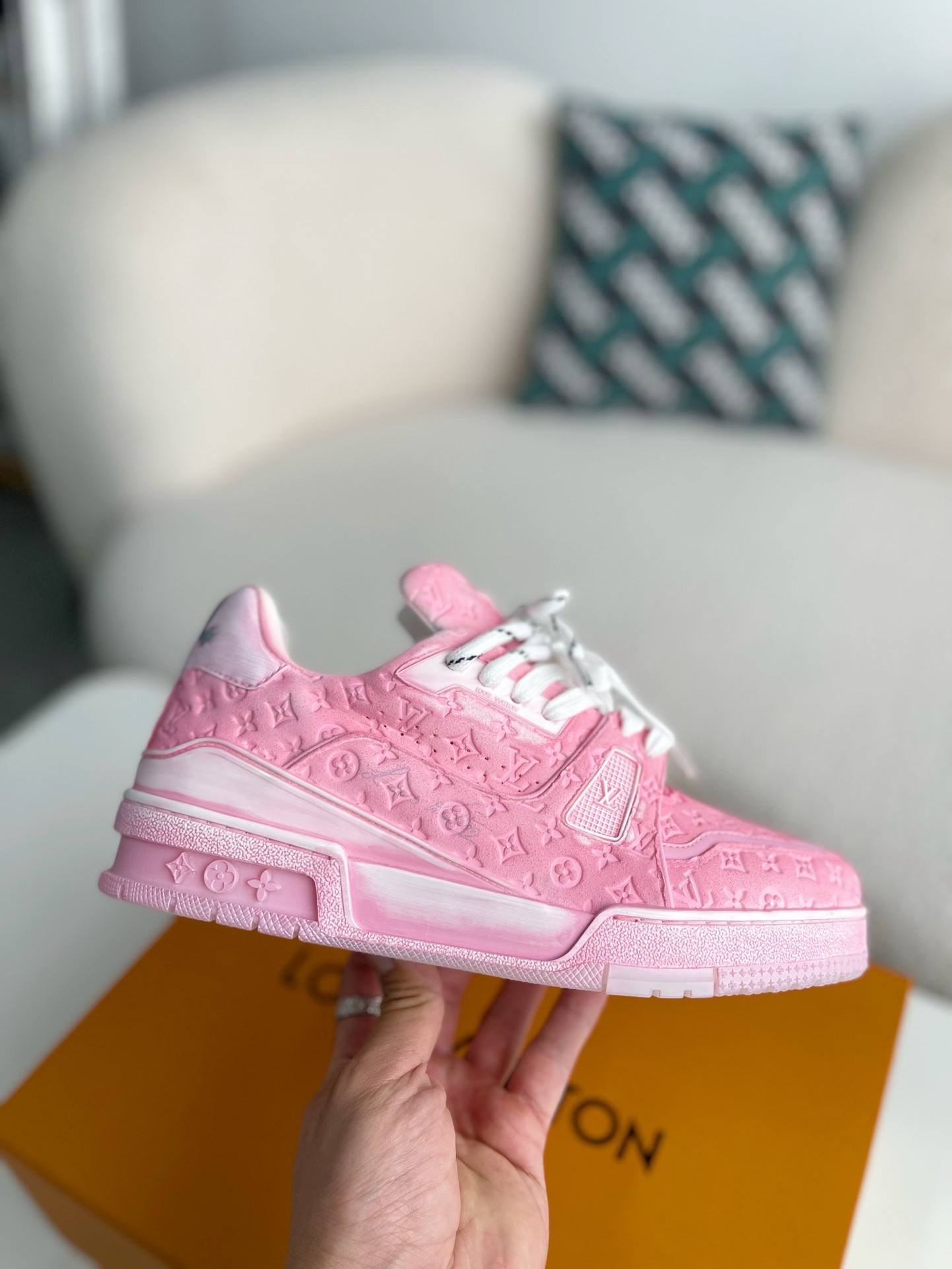 「#3565」 LOUIS VUITTON TRAINER SNEAKERS