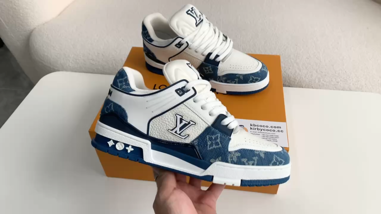 「#3048」LOUIS VUITTON SNEAKERS