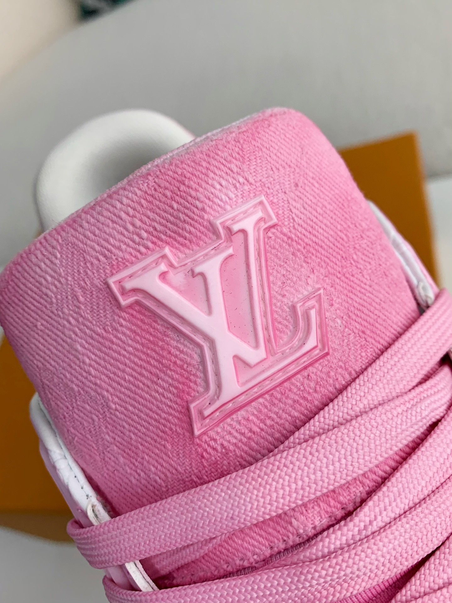 「#3317」 LOUIS VUITTON TRAINER SNEAKERS