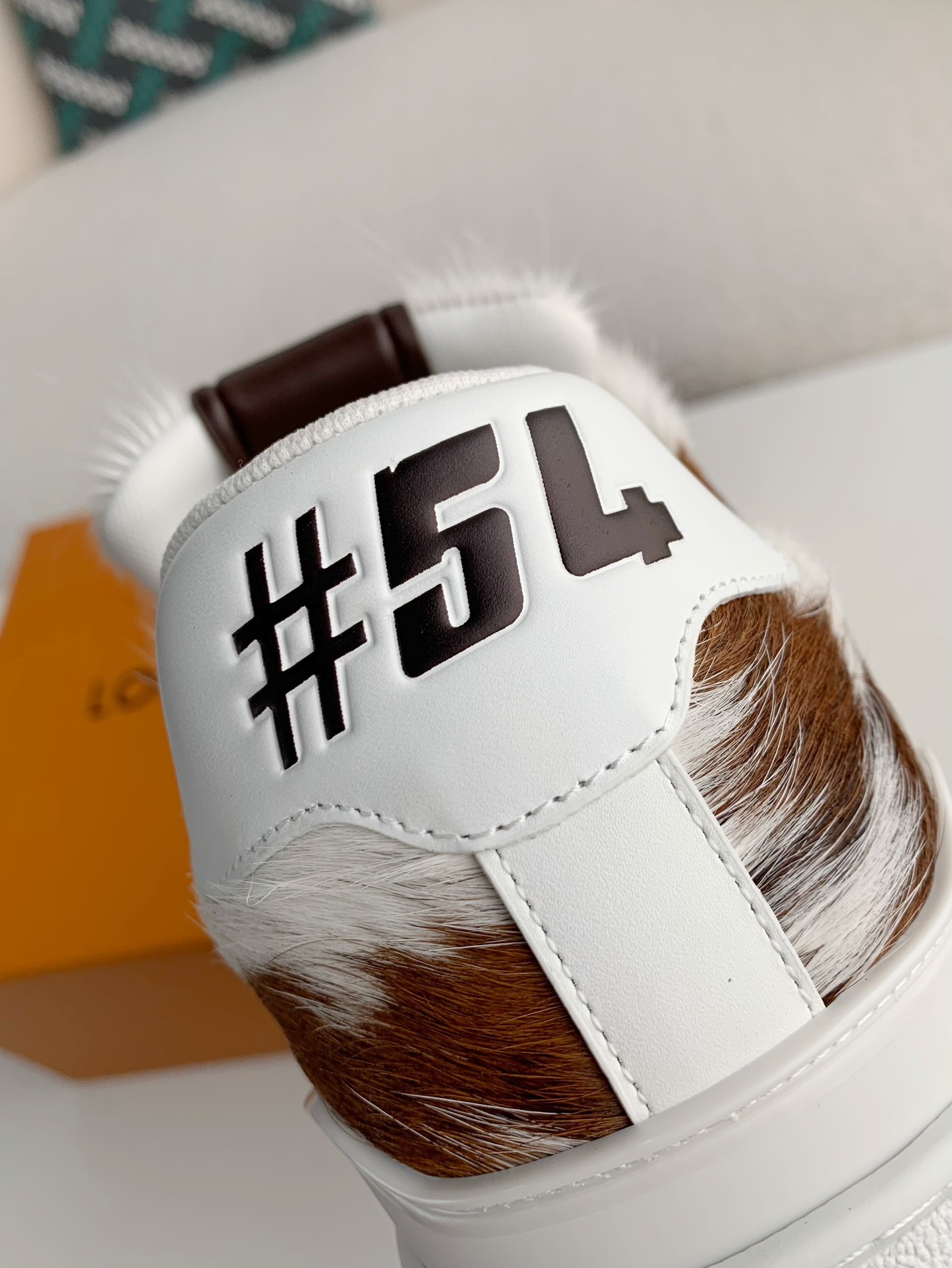 「#3530」 LOUIS VUITTON TRAINER SNEAKERS