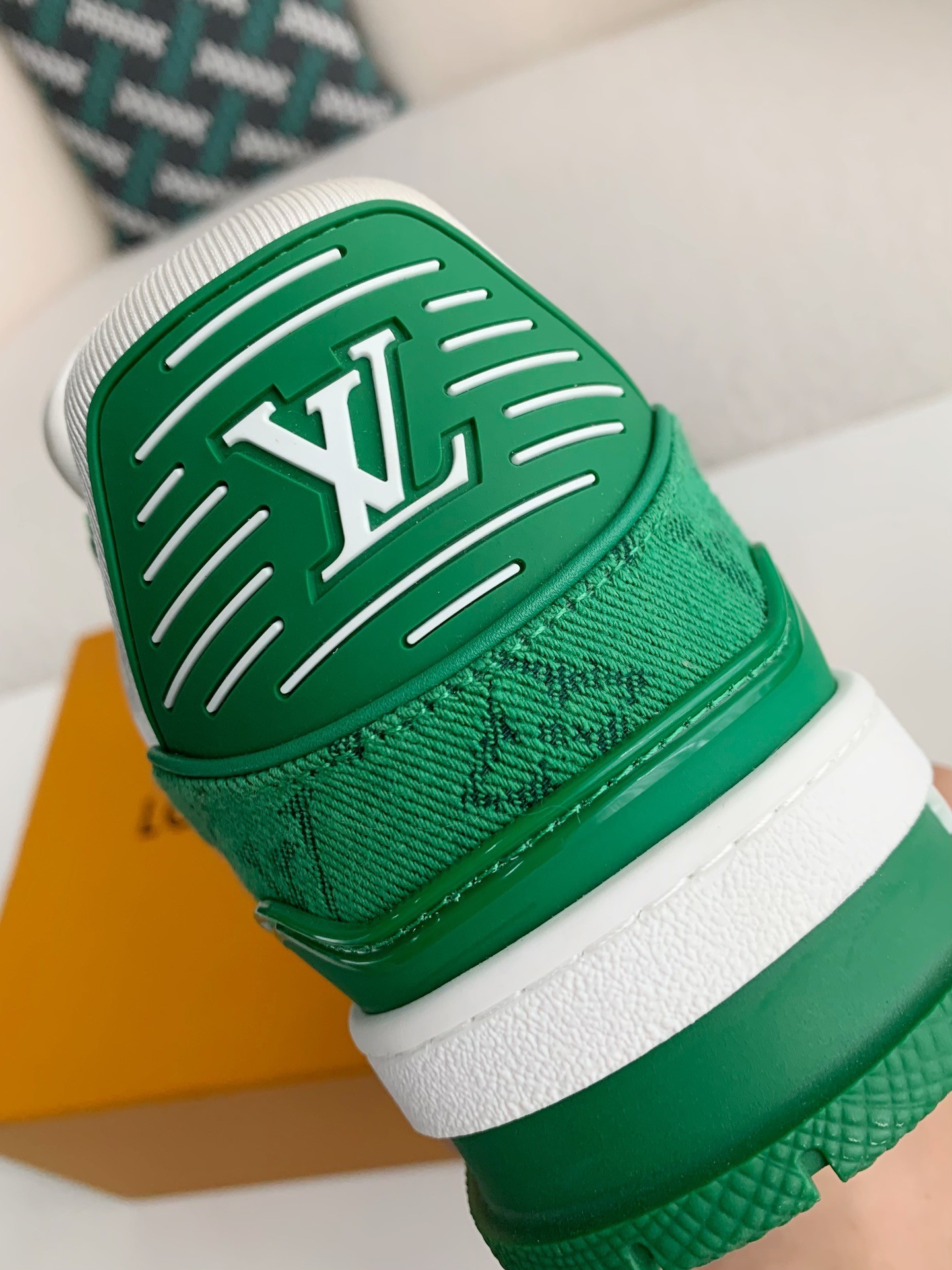 LOUIS VUITTON TRAINER 1A8FN8 Sneakers