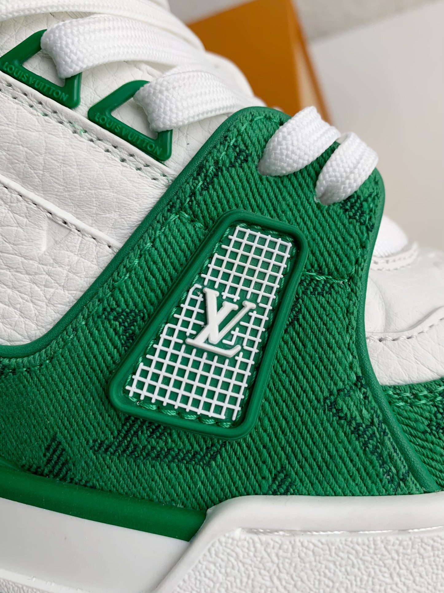 LOUIS VUITTON TRAINER 1A8FN8 Sneakers