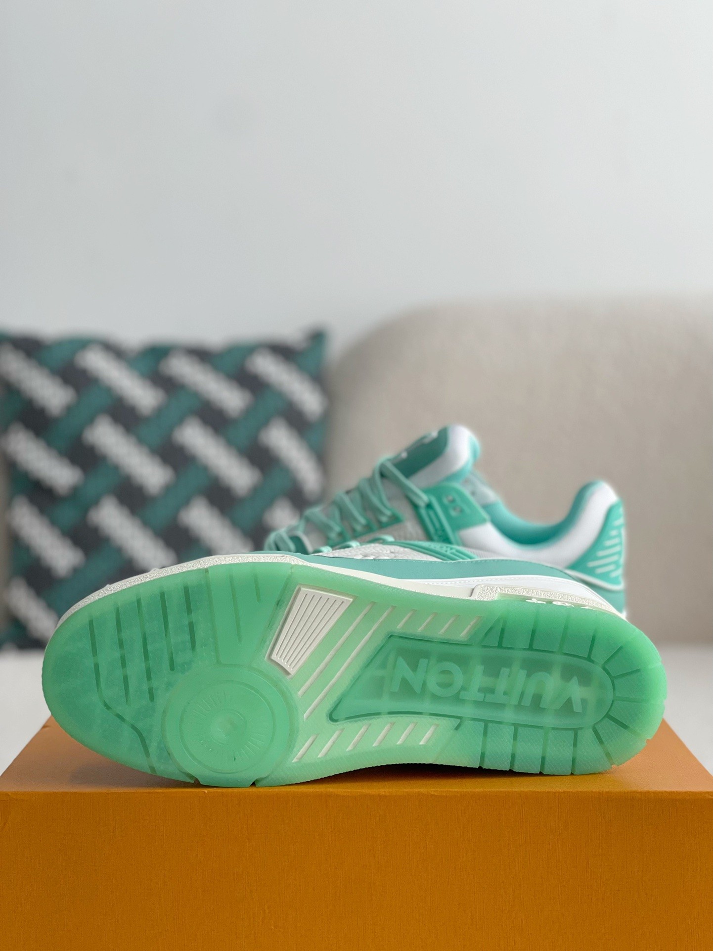 「#3000」LOUIS VUITTON SNEAKERS