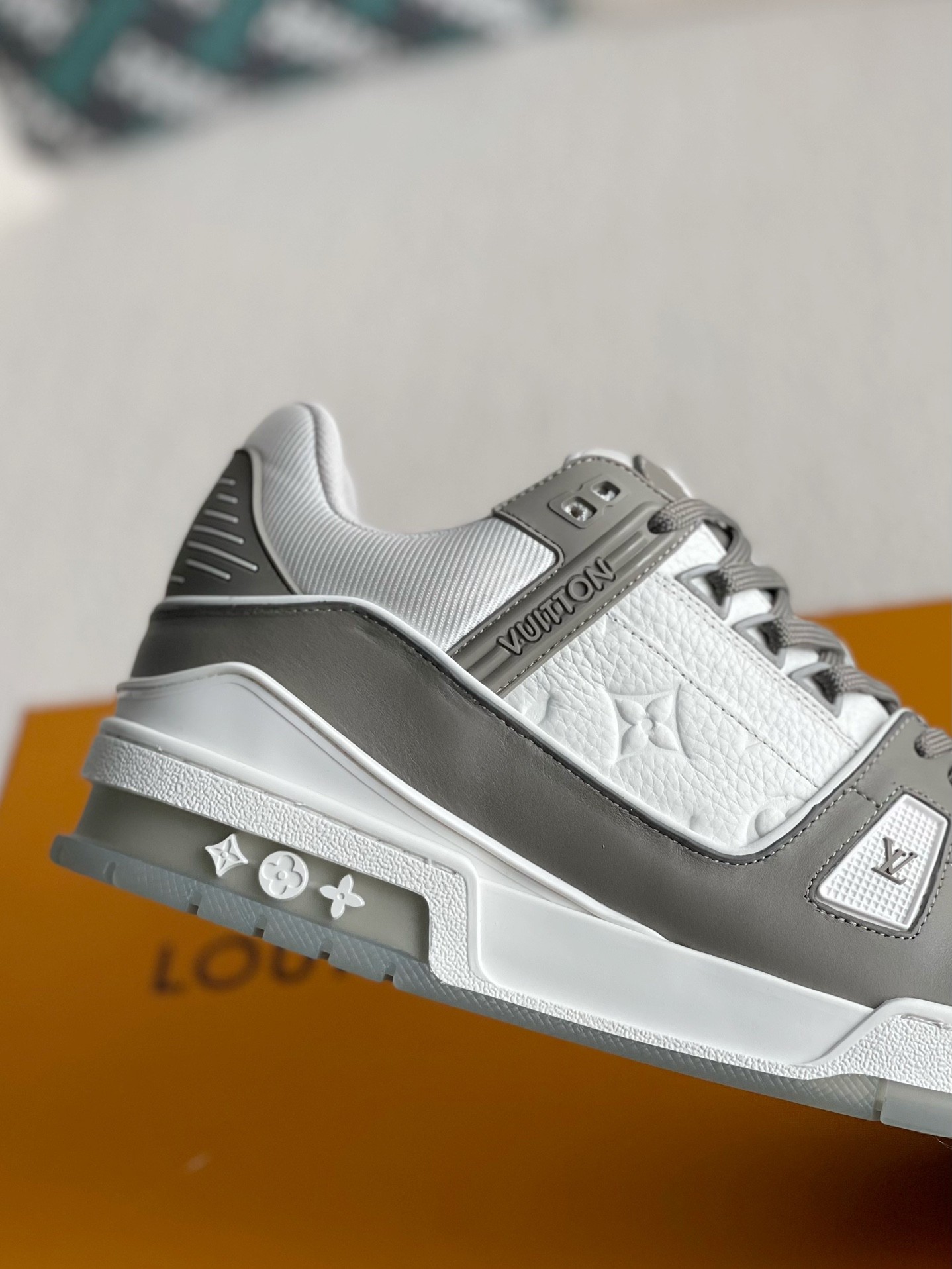 「#300」LOUIS VUITTON TRAINER 1A8KB8 Sneakers