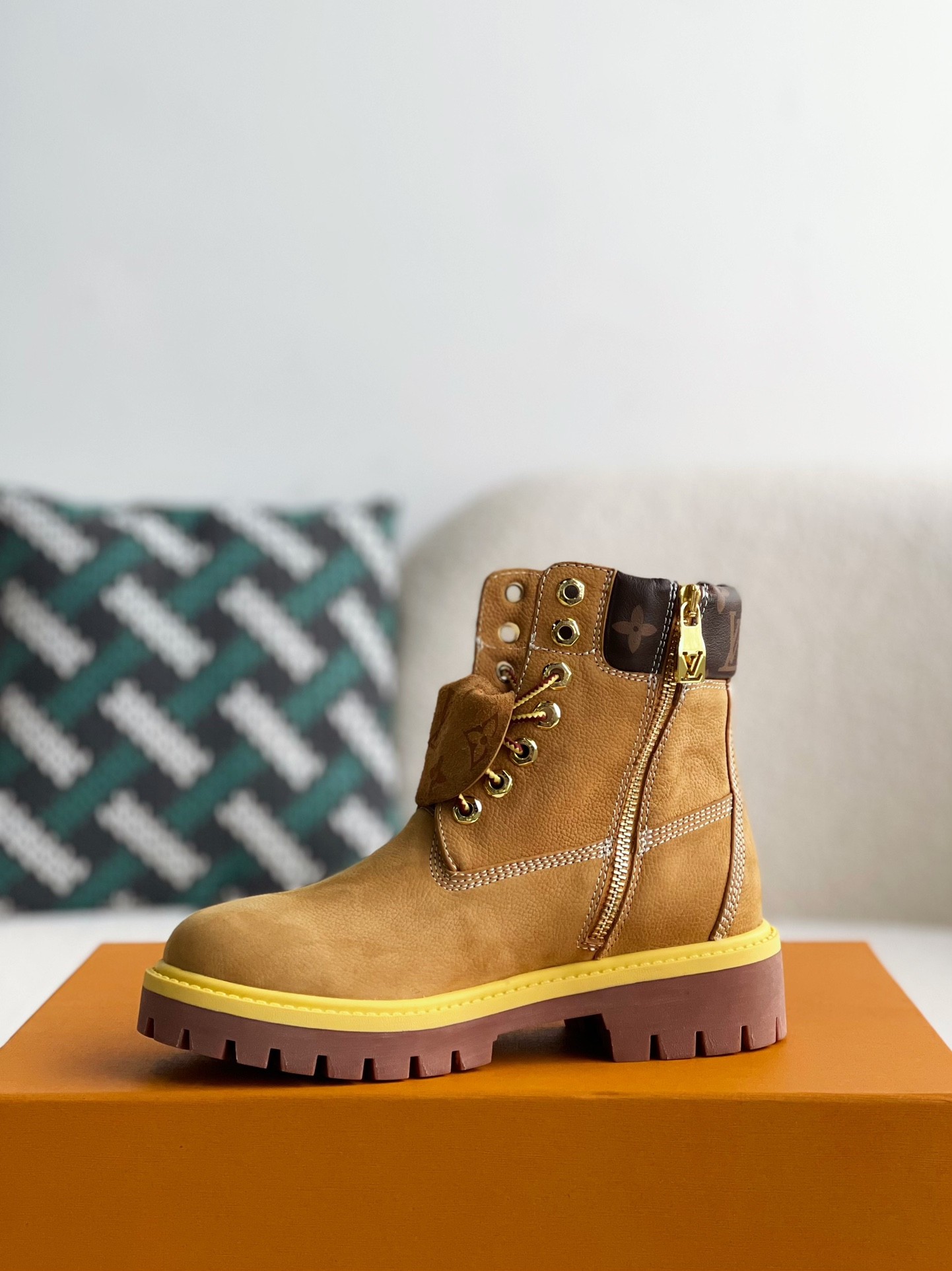 「#3574」louis vuitton & timberland Martin boots