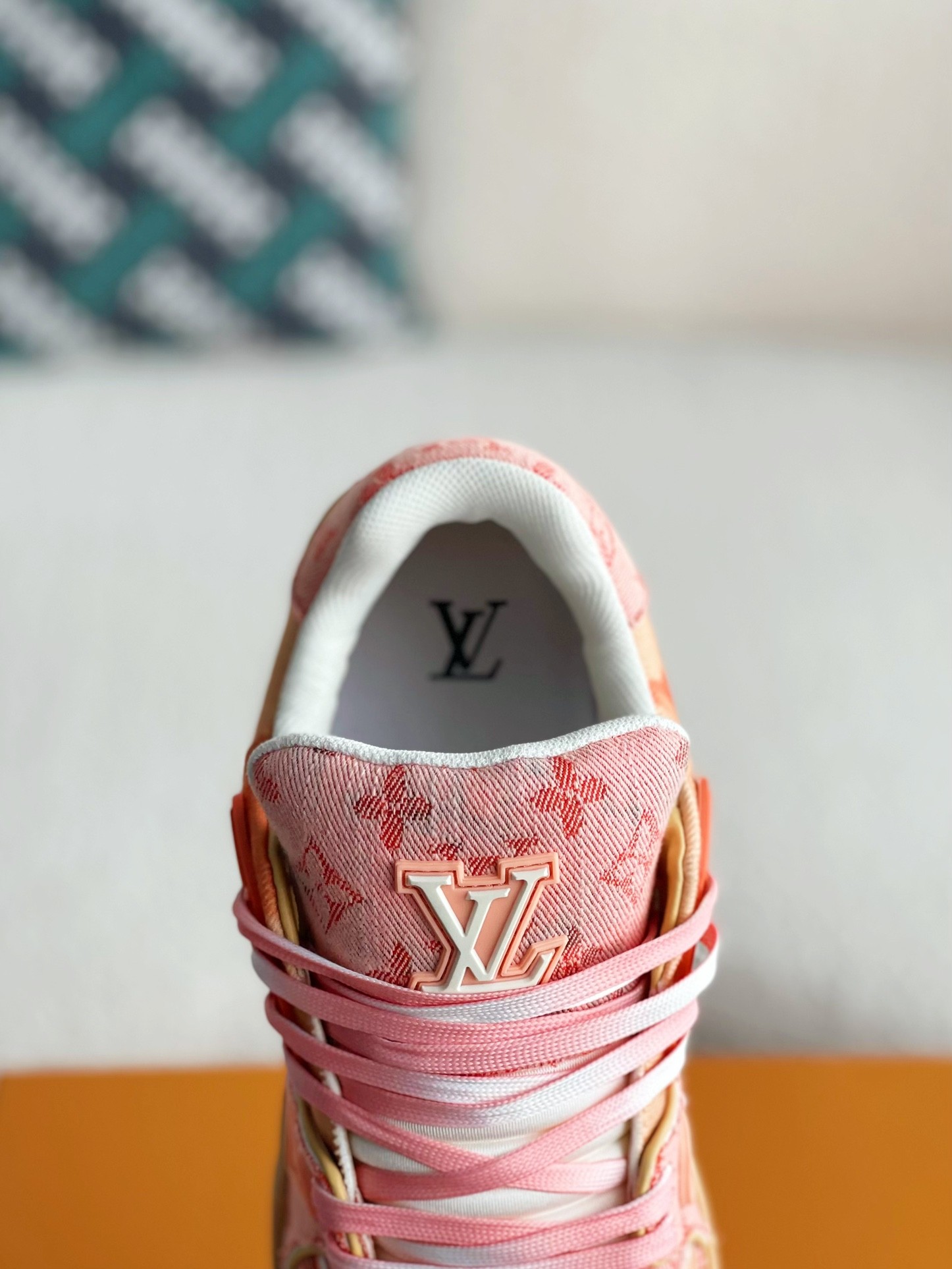 「#3141」 LOUIS VUITTON TRAINER SNEAKERS
