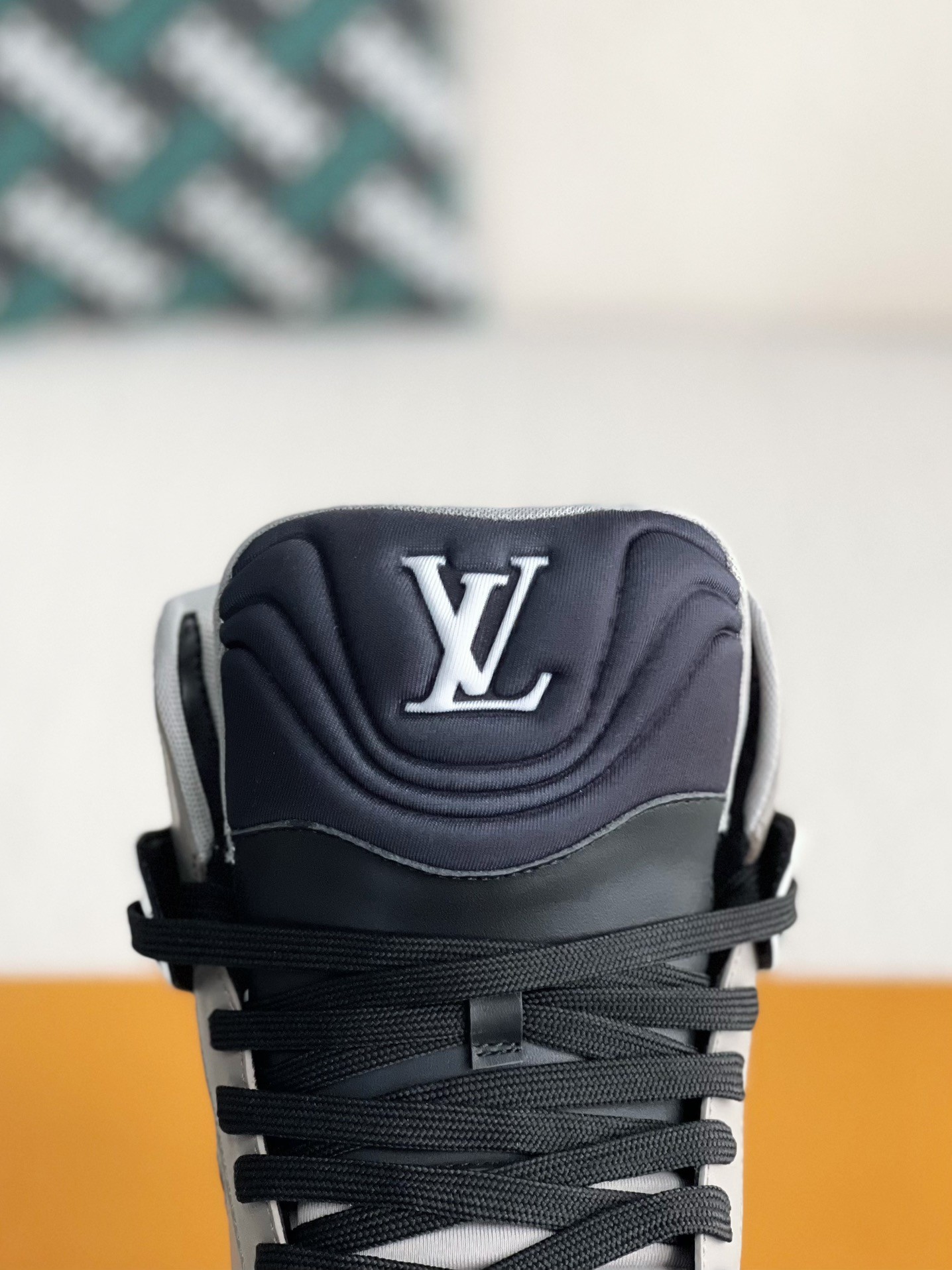 「#3918」LOUIS VUITTON TRAINER SNEAKERS