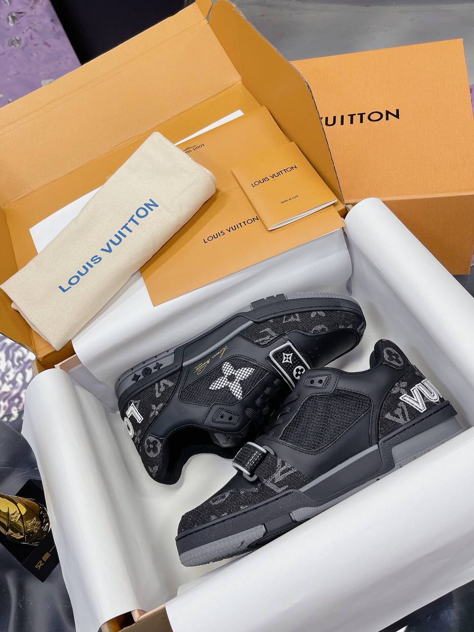 「#3085」LOUIS VUITTON SNEAKERS