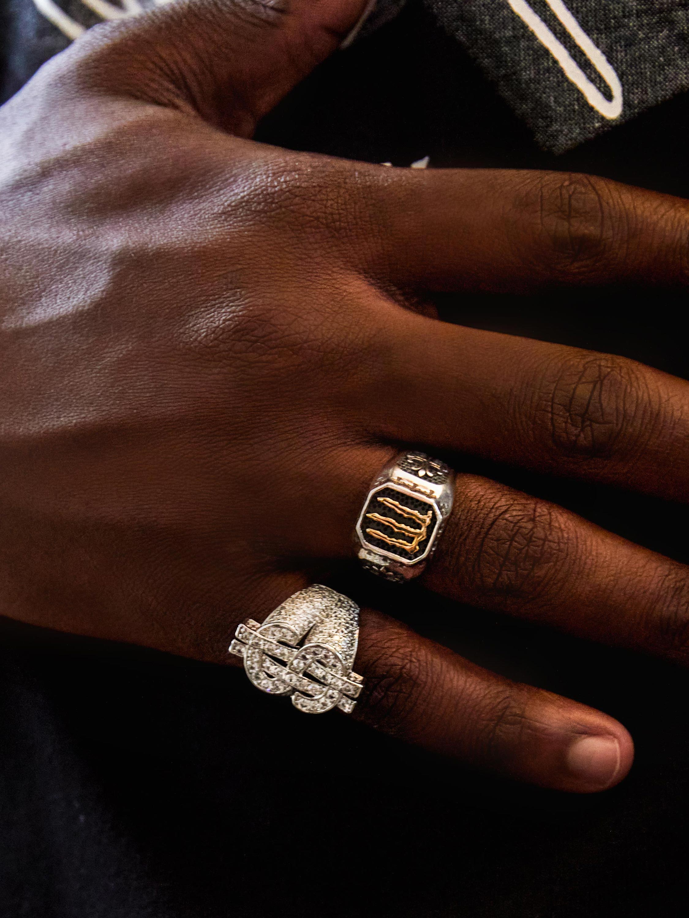 The Supermade Openwork Cross Pattern Adjustable Ring -1129