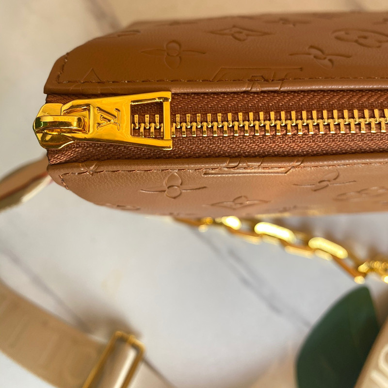 Coussin Small Bag Camel Size 26*20*12cm