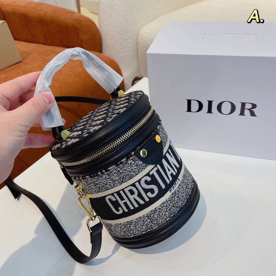 2022 New Bags size:15*14*18cm