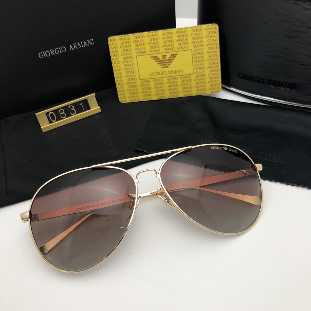 Classic Men's And Women's Sunglasses 5 Colors