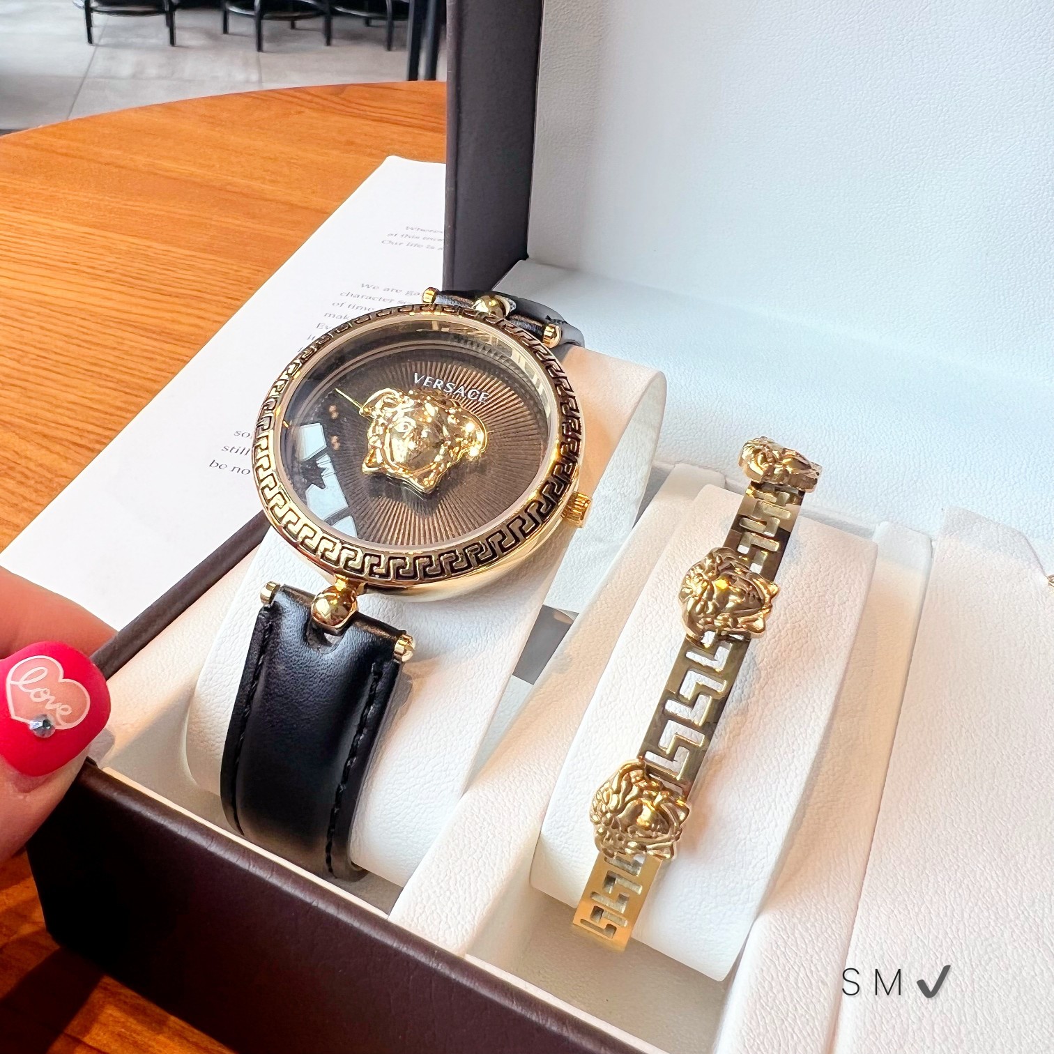 Women's Jewelry Hand-set diamonds Watch