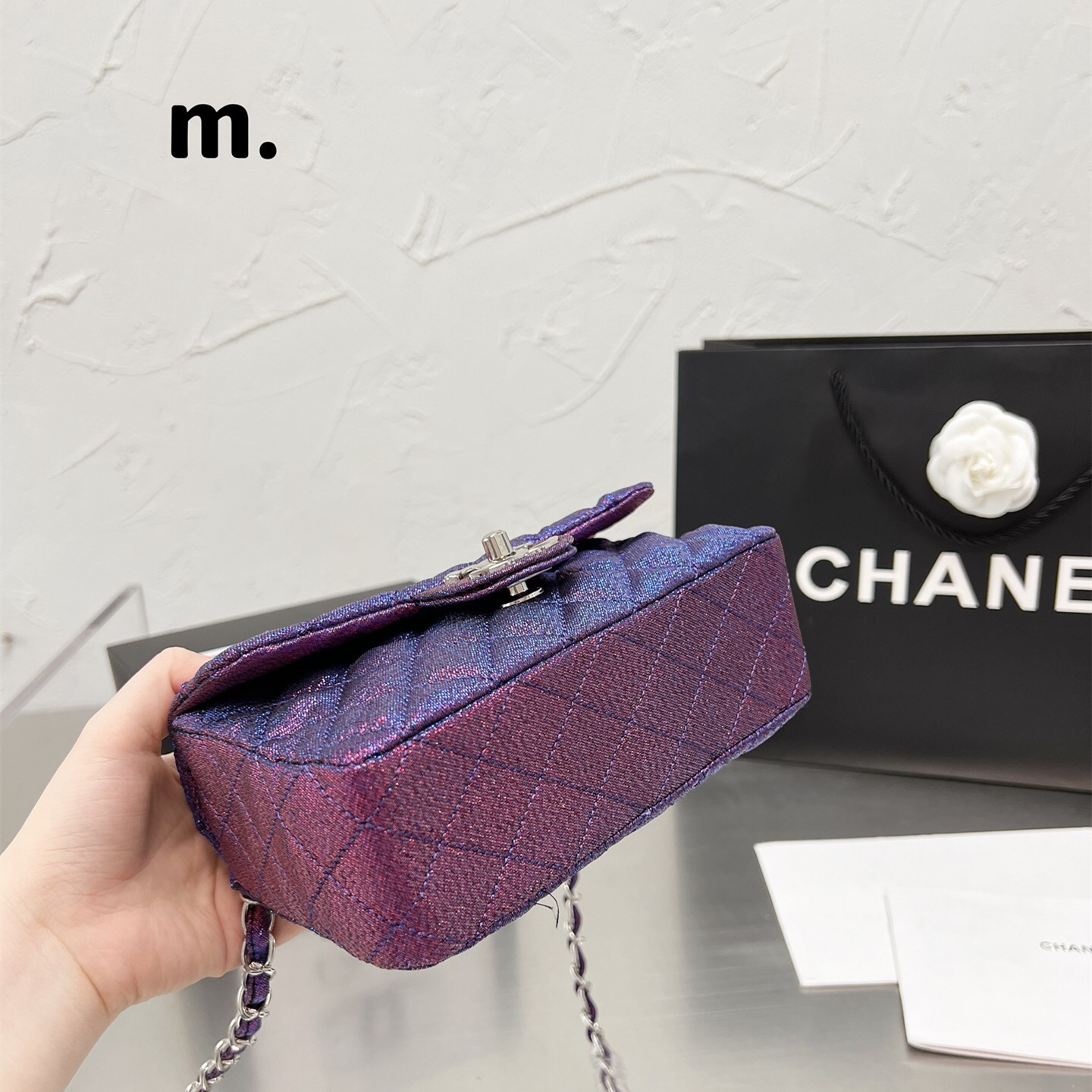 Crossbady Bags Size:20cm