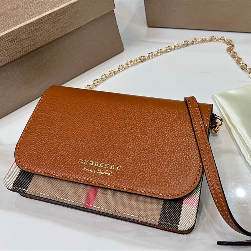 Messenger Bags , Size:19.5 *13.5cm