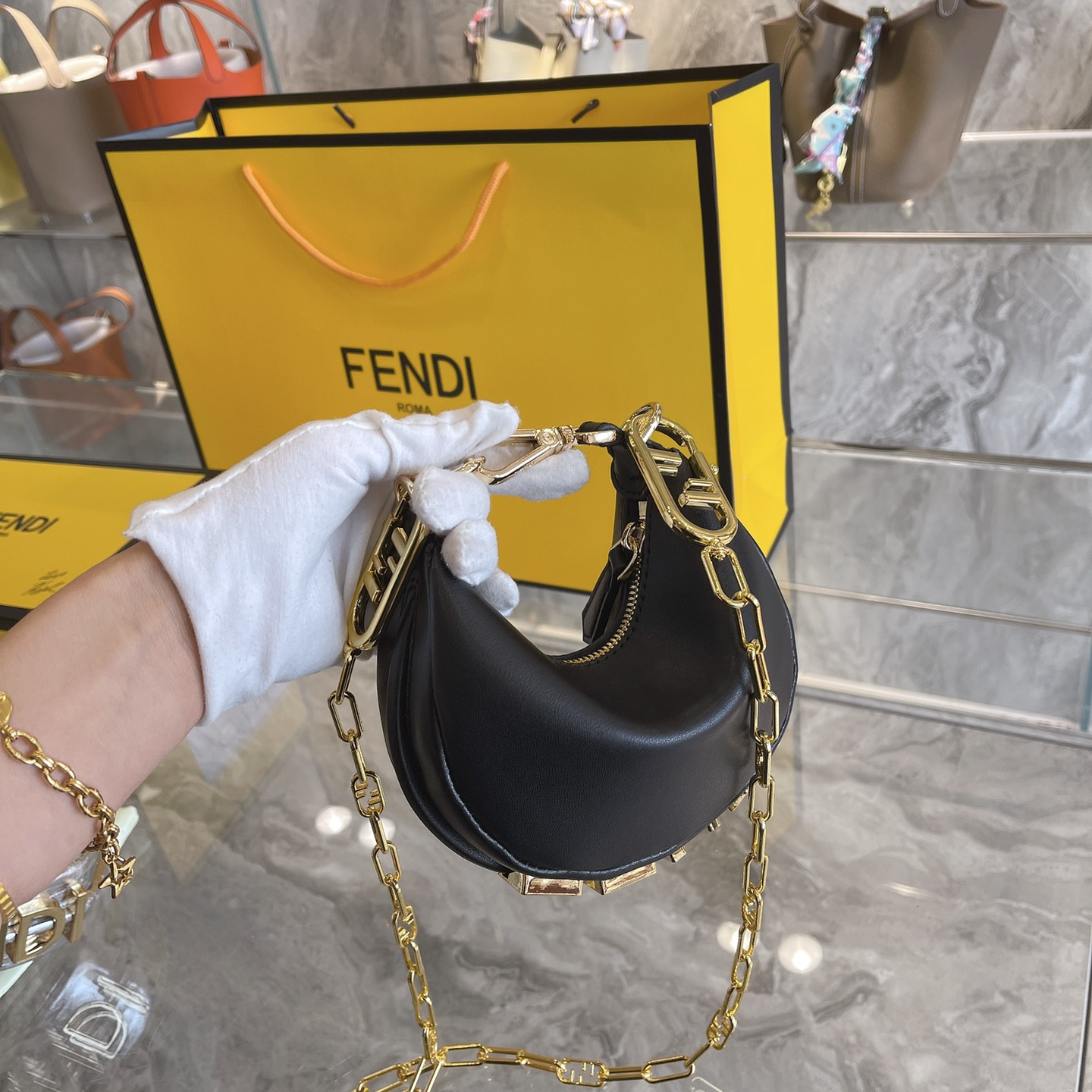 2022 new graphy Bags size:16.5*14* 5cm