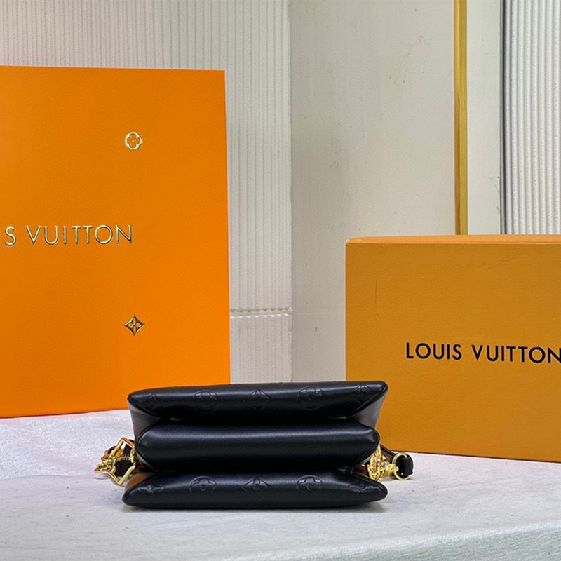 Coussin BB Bag Black Size 21*16*7cm